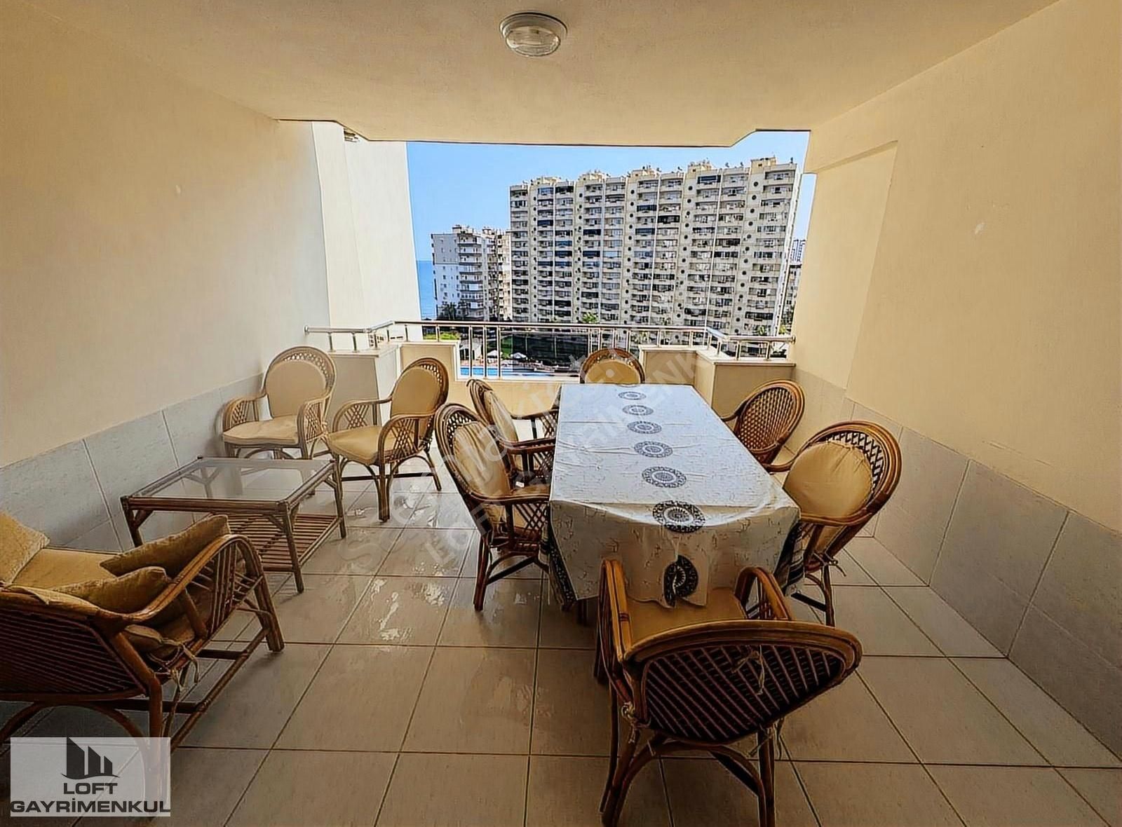Çesmeli'nin En Gözde Sitesi Liparis 5 De Ultra Lüks Kiralık 2+1