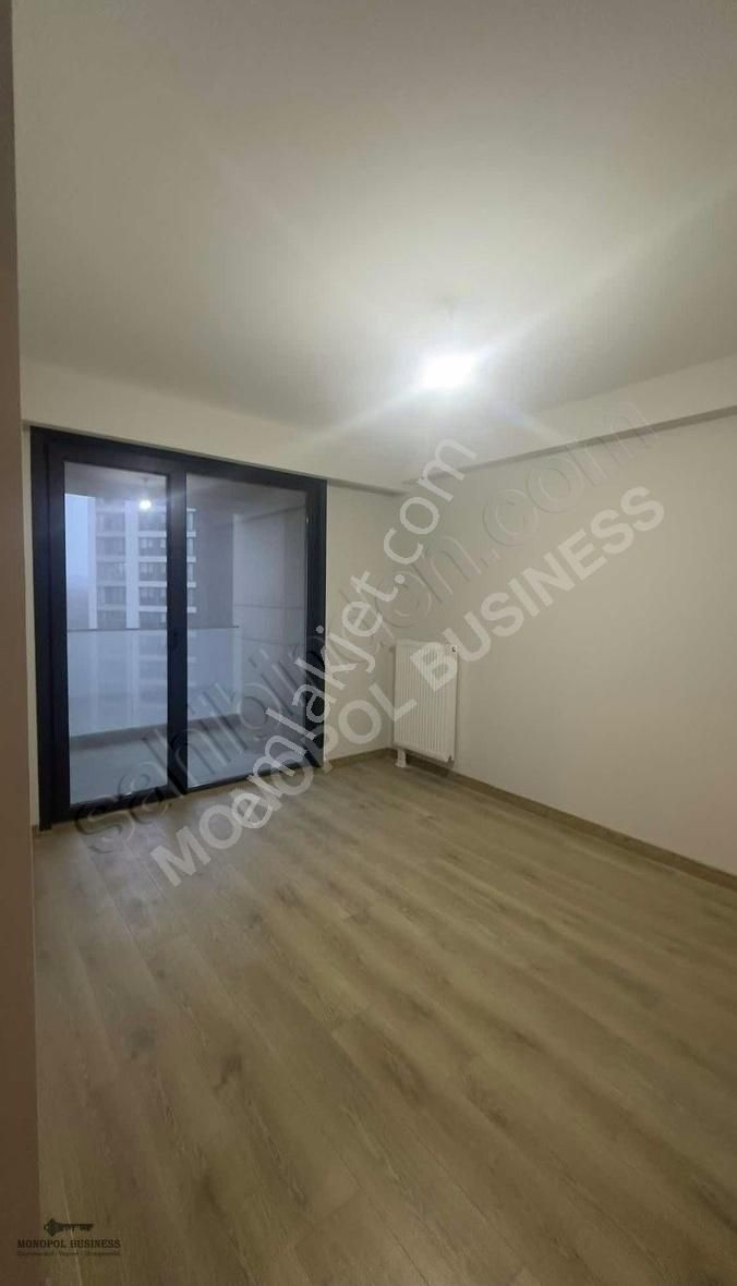 3 İstanbul Hasbahçe Evlerinde Satılık 3+1 Daire
