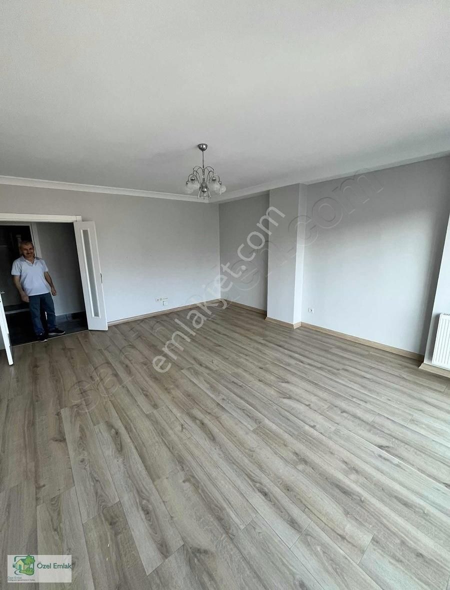 Tam Yapı Sitesi'nde Peyzaj Cephe 125m2 Satilık 3+1 Daire !! - Görsel 7