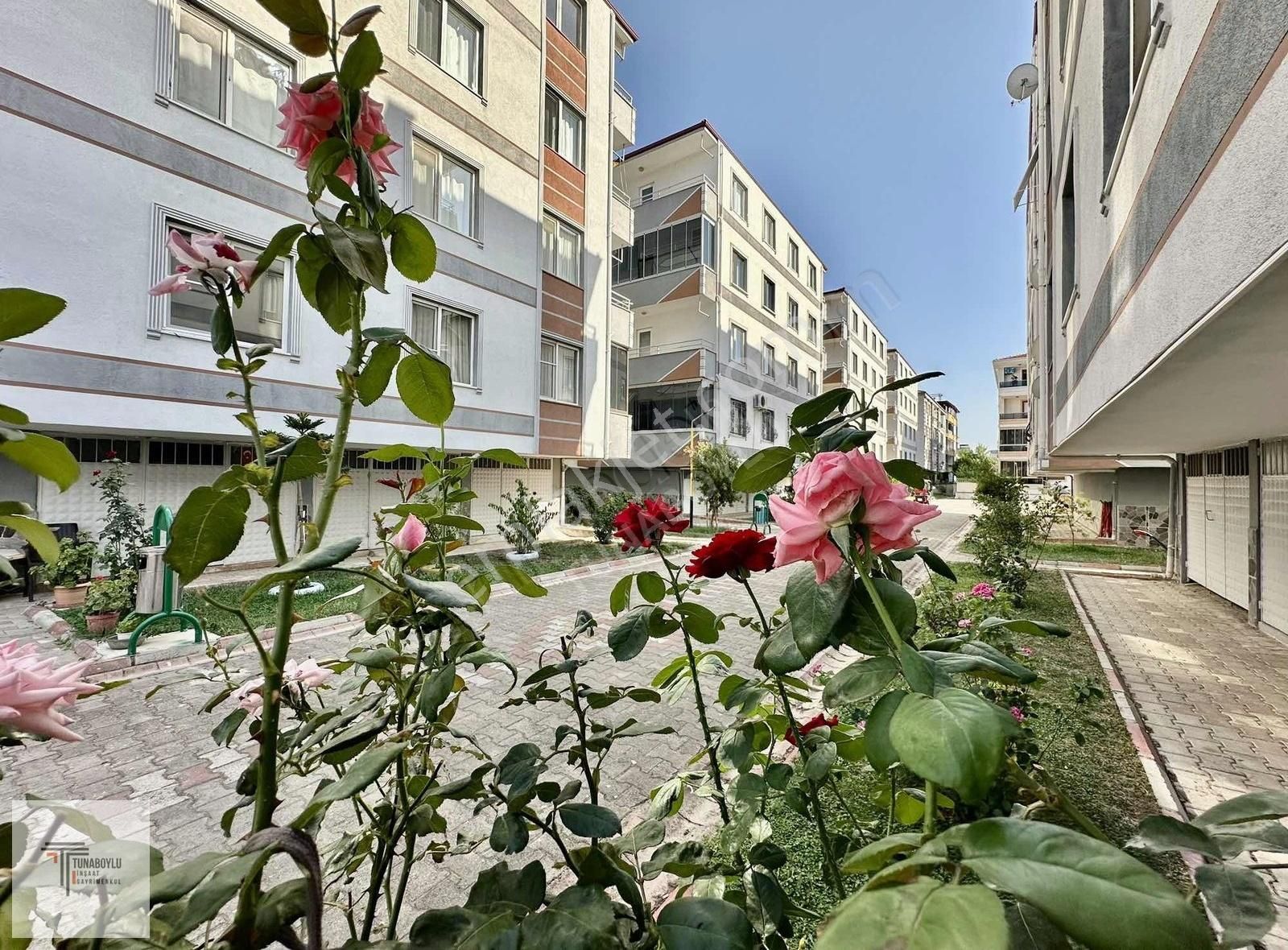 ▒ Tunaboylu'dan Altınkum'da 3+1 Site İçinde Kiralık Daire ▒