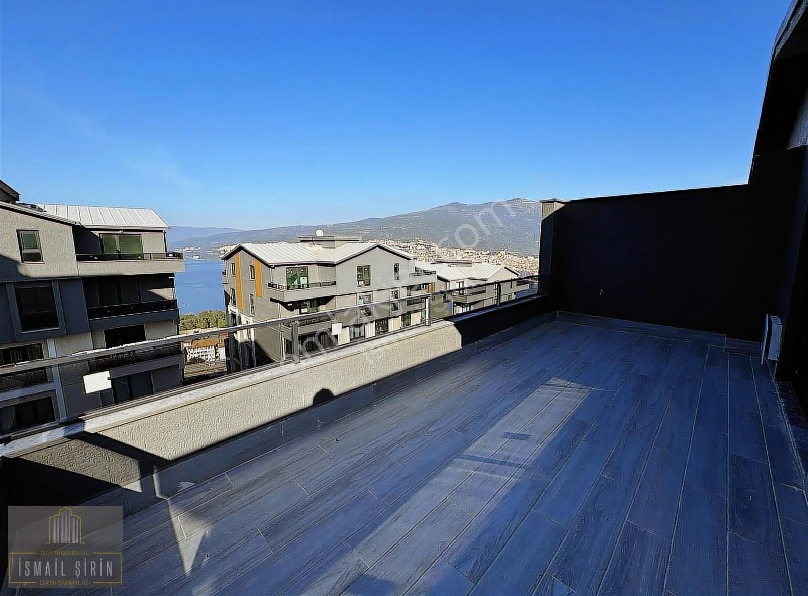 İsmail Şirinden Denizpark Panoramada Havuzlu Sıfır 4+1 Dublex - Görsel 6