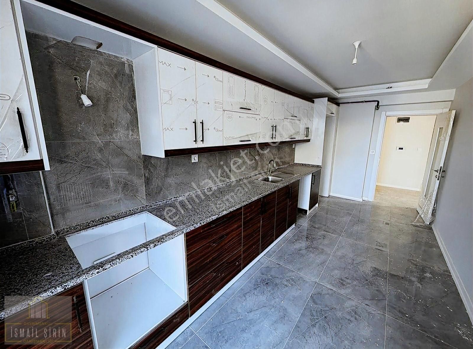 İsmail Şirinden Denizpark Panoramada Havuzlu Sıfır 4+1 Dublex - Görsel 3