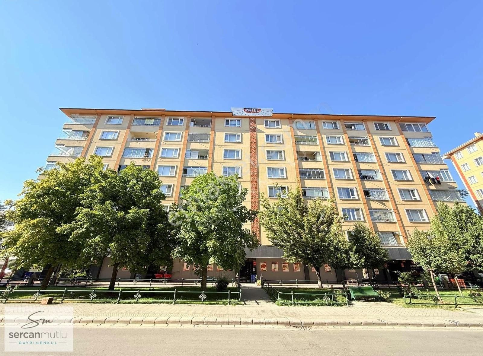 Sercan Mutlu'dan Gökmeydan Ulus Caddesi Üzeri Kiralık 3+1 Daire
