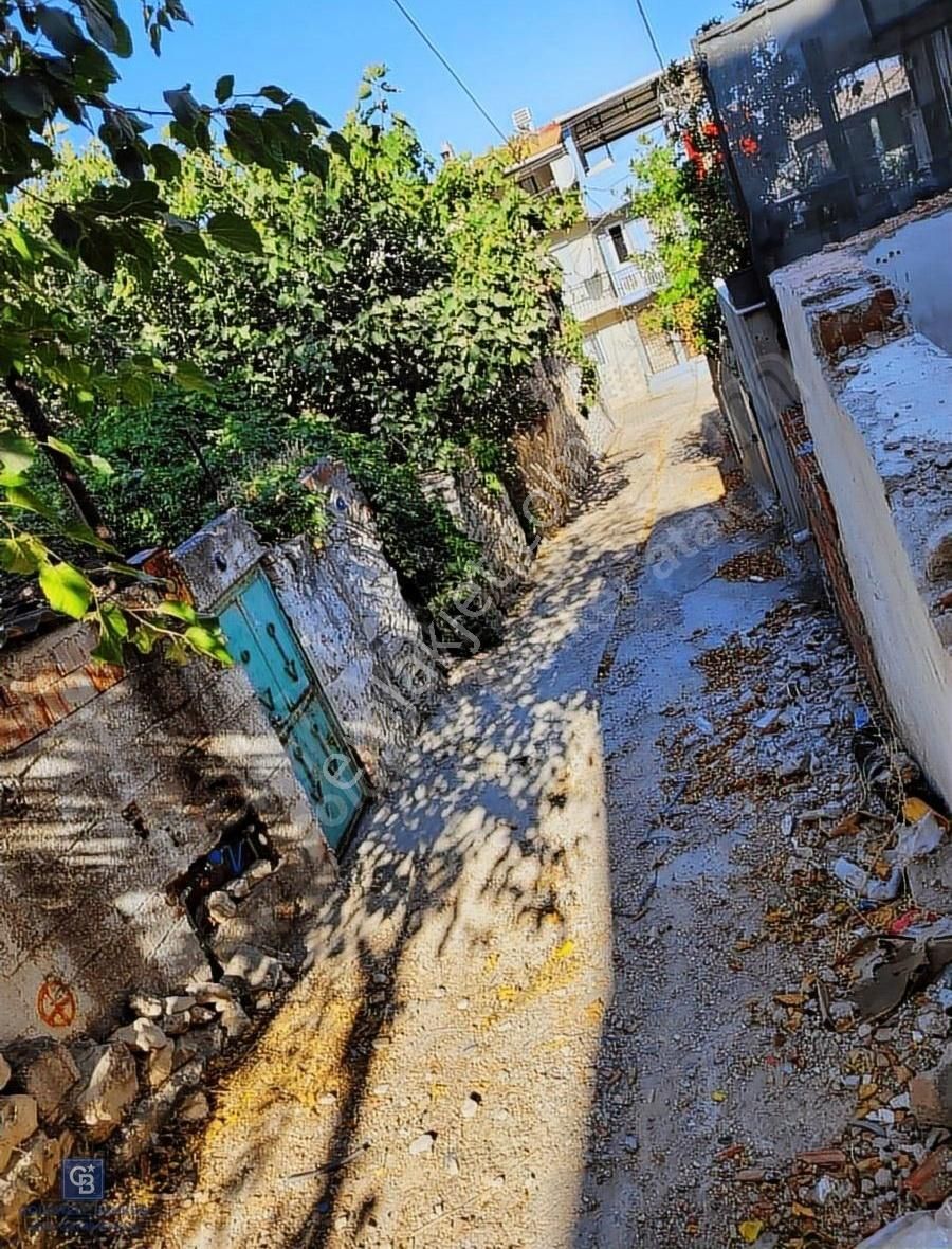 Urla Yenice Mah'de Satılık Müstakil Ev - Görsel 3