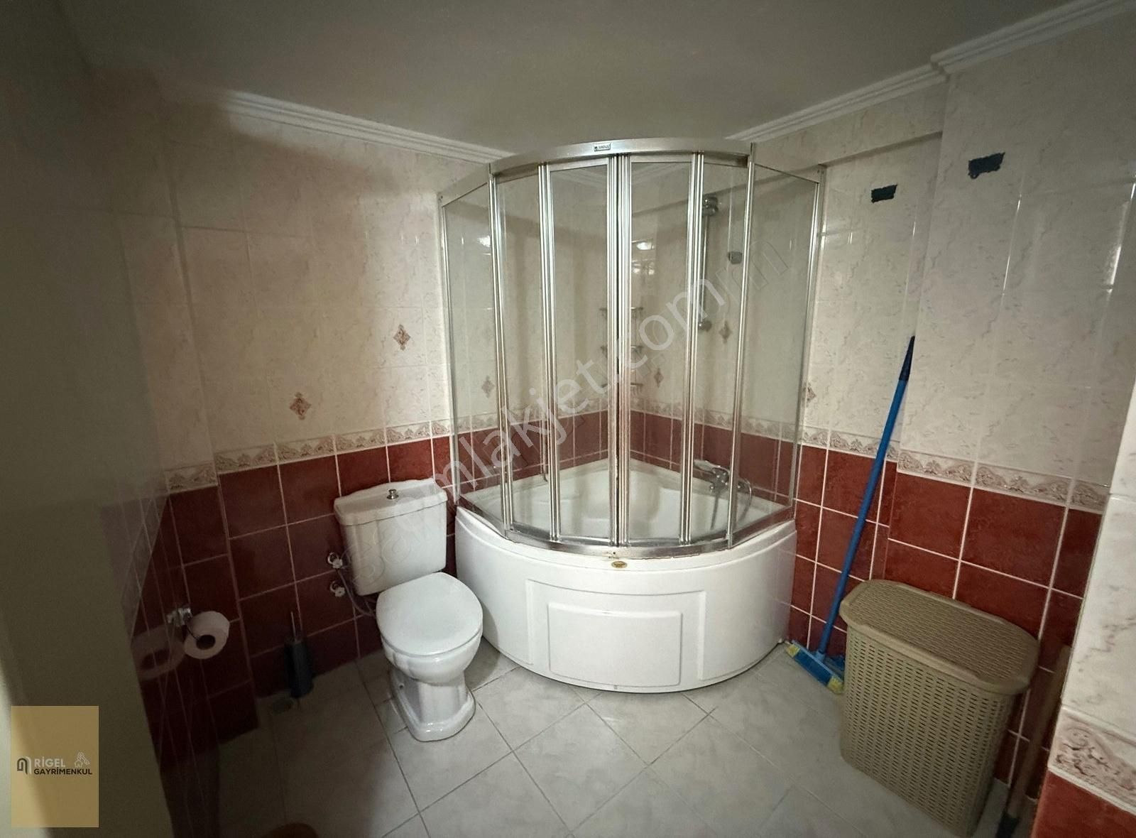 Esenler Kiralık Boğaz Manzaralı 2+1 Eşyalı Daire