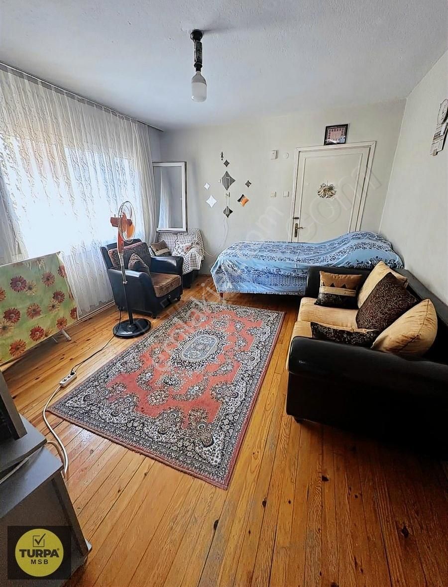Çamdibinde Merkezi Konumda 3+1 Kapalı Mutfak+teraslı Daire