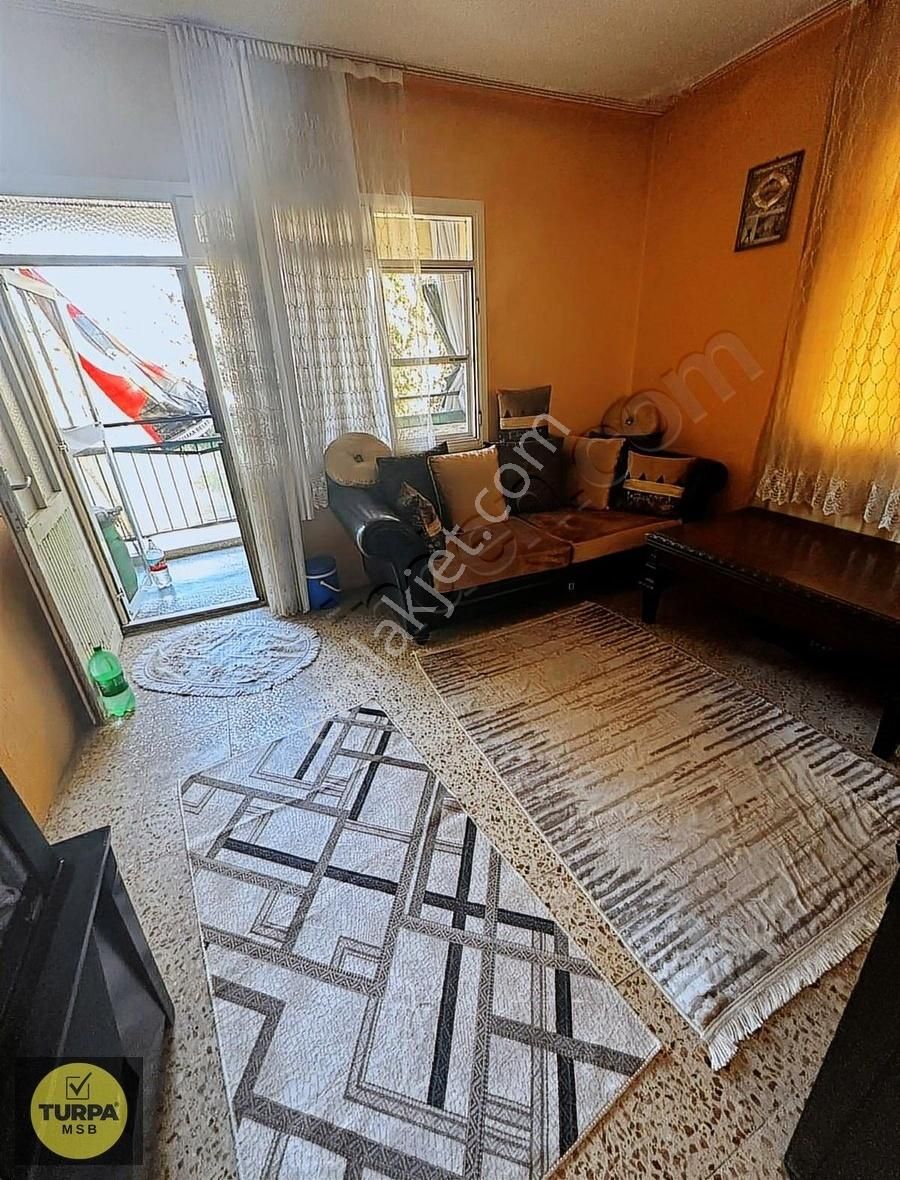 Çamdibinde Merkezi Konumda 3+1 Kapalı Mutfak+teraslı Daire - Görsel 3