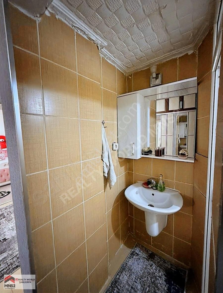Realty World Mns 2 Ahmet Göncü Den Mükemmel Konum 4 Oda Ara Kat