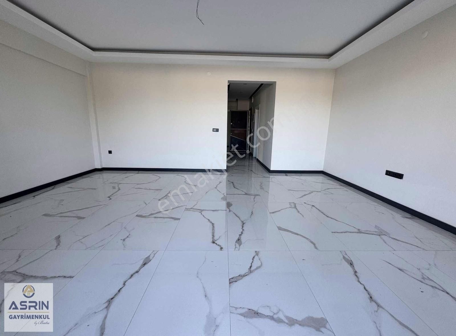 Kuşadasında Muhteşem Bir Daire Müstakil Bahçeli 2+1sıfır Havuzlu - Görsel 22