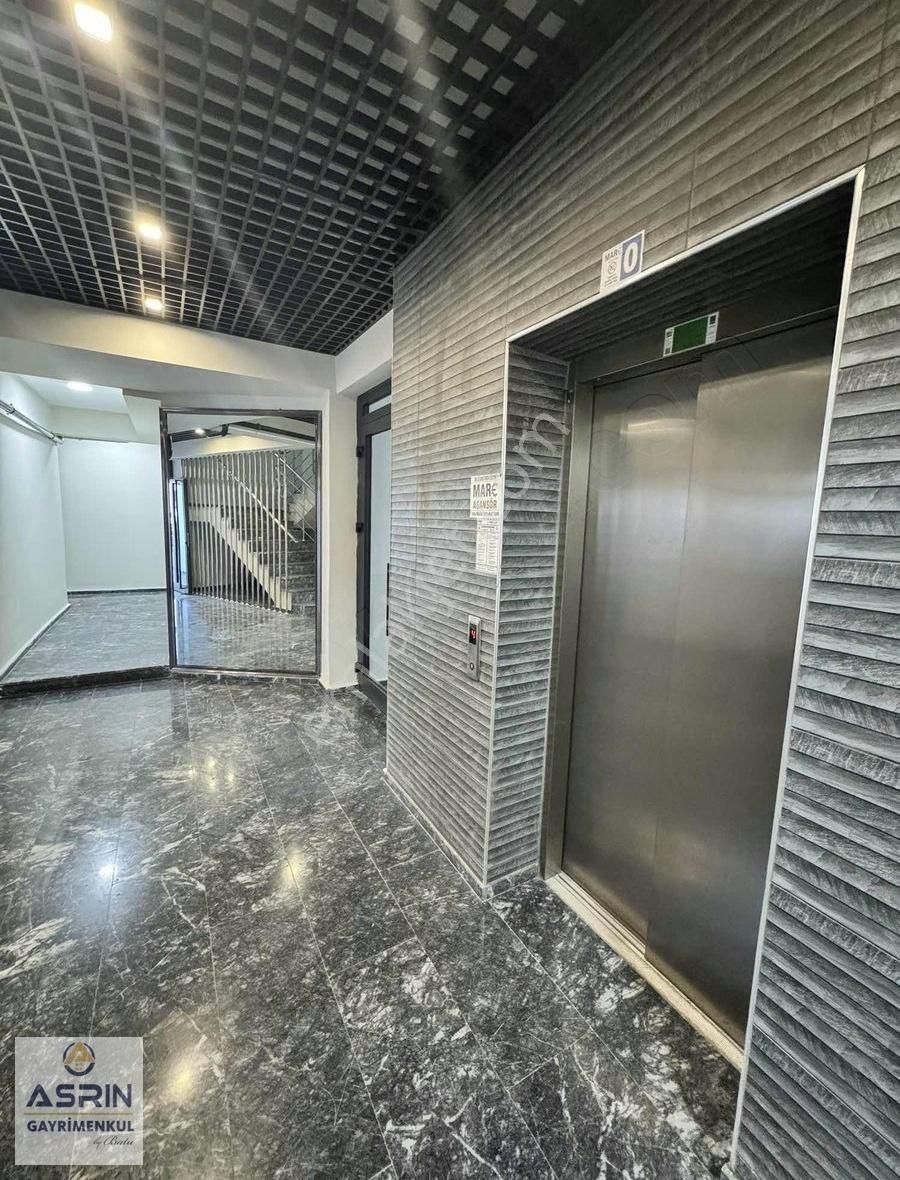 Kuşadasında Deniz Manzaralı 2+1 Ultra Lüx Satılık Havuzlu Daire - Görsel 25