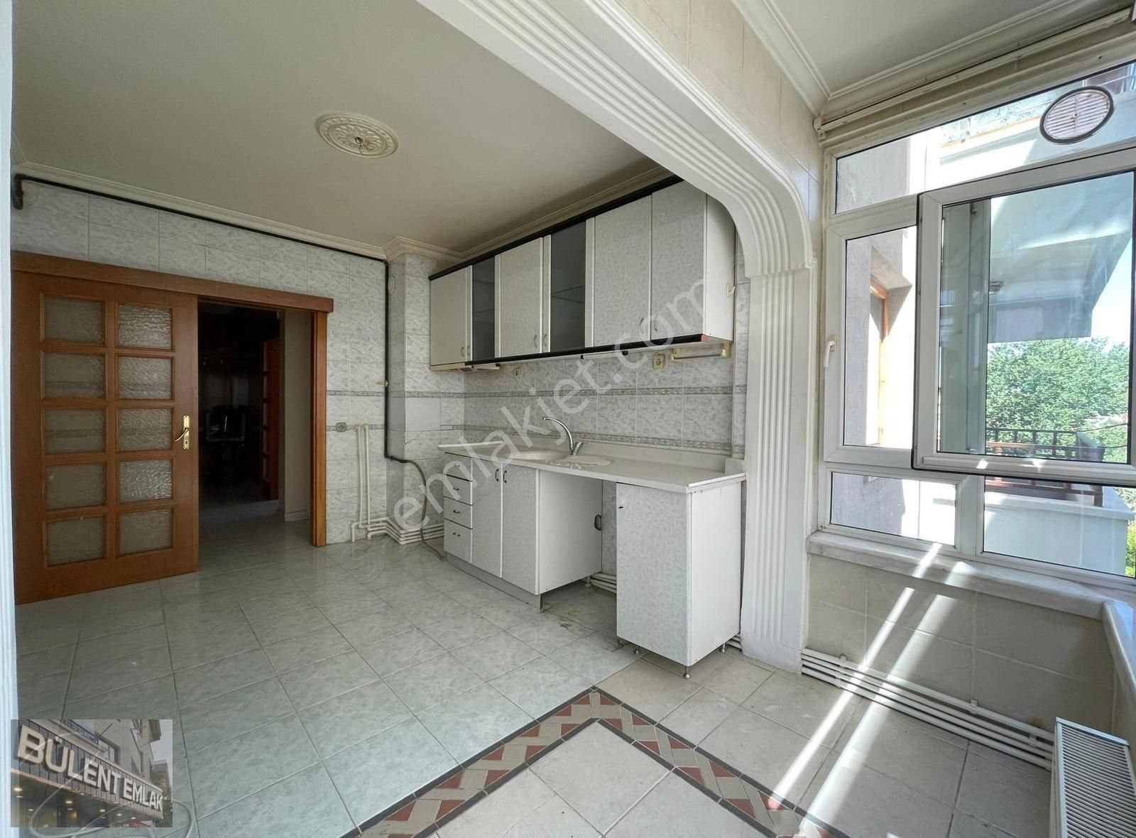 Aşağı Eğlence Tevfik Sağlam Cadde Üzeri Salon Bağımsız Geniş 3+1