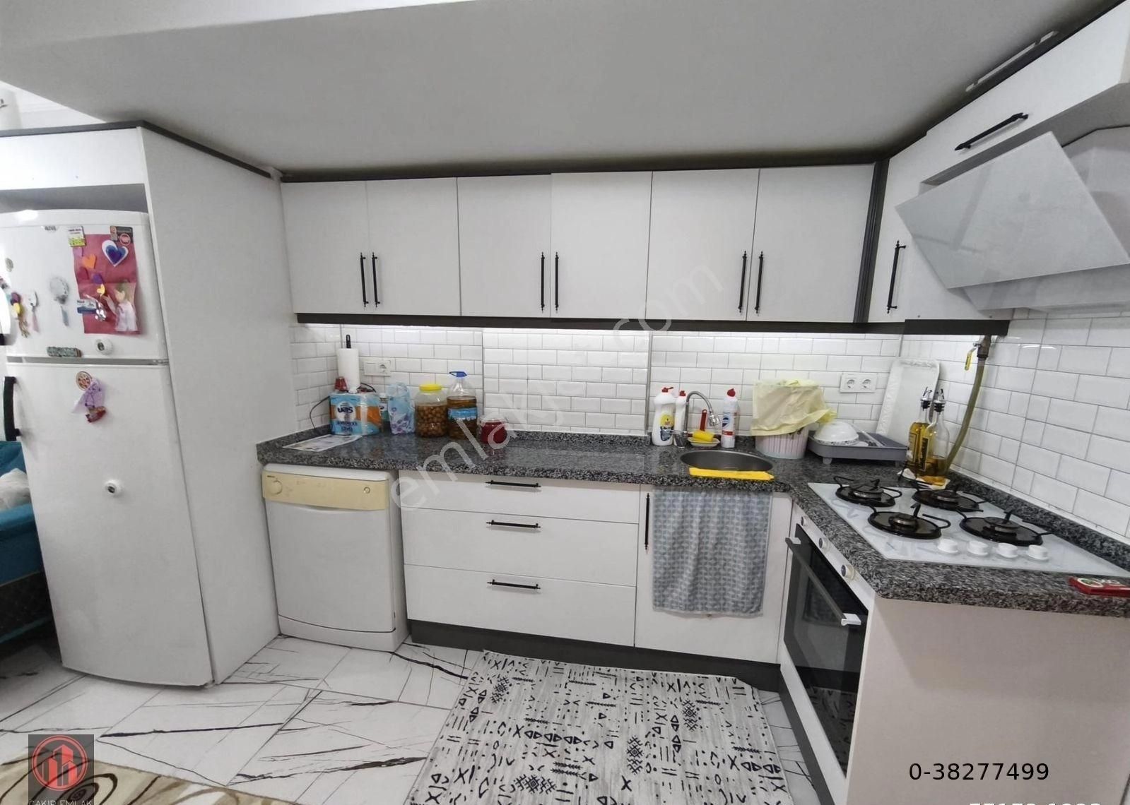 Balçovada Yeni Tadilatlı Eşyalı D.gazlı Klimalı Kiralık 2+1