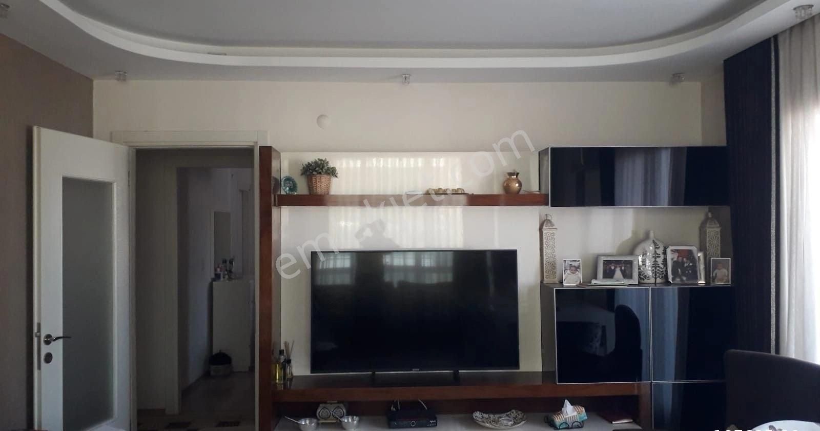 Ar-dost Tan Bornovada Satılık 3+1 Daire