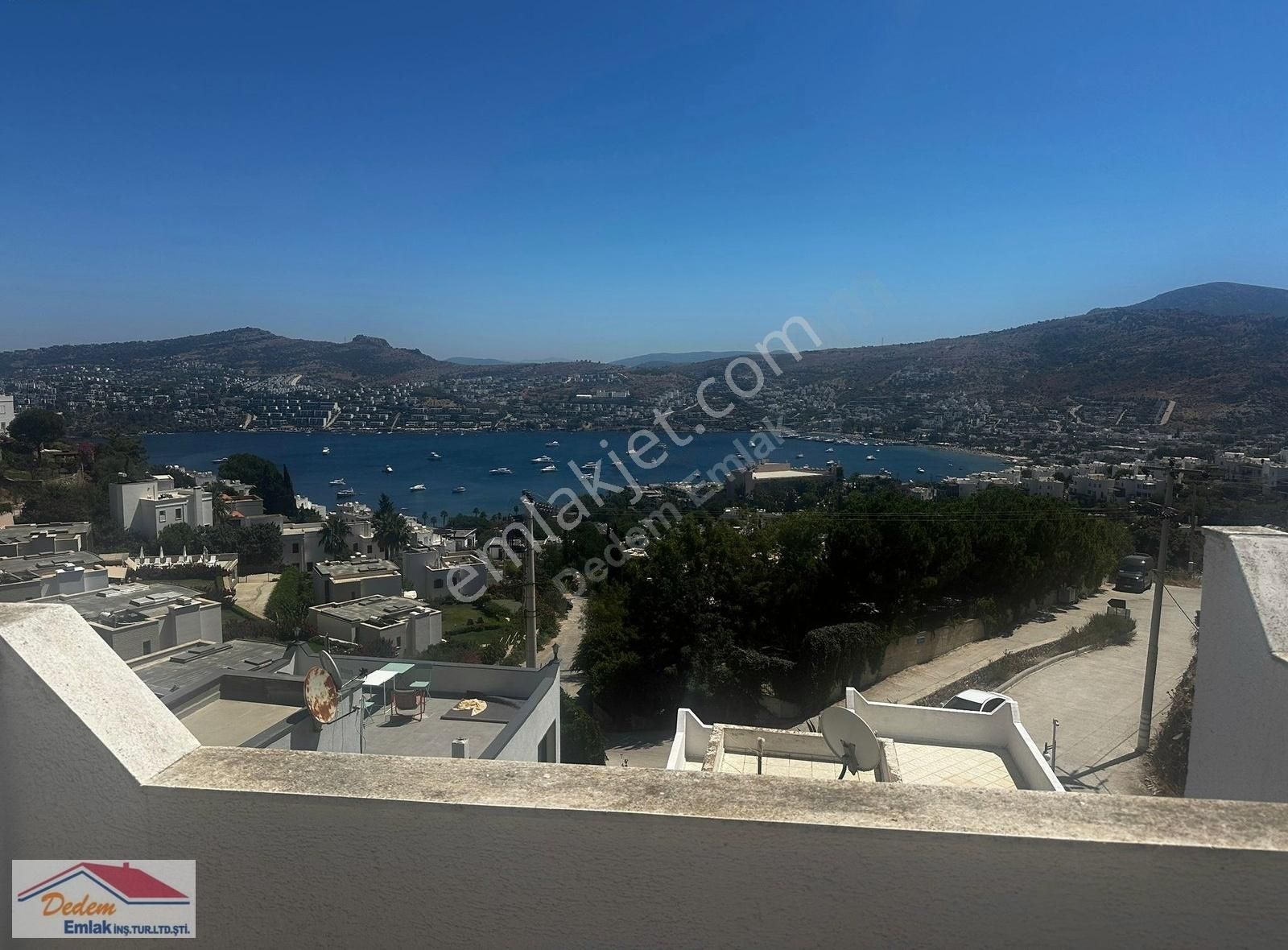 Gündoğan Koyun`da Satılık 4+2 Tribleks Villa - Görsel 23