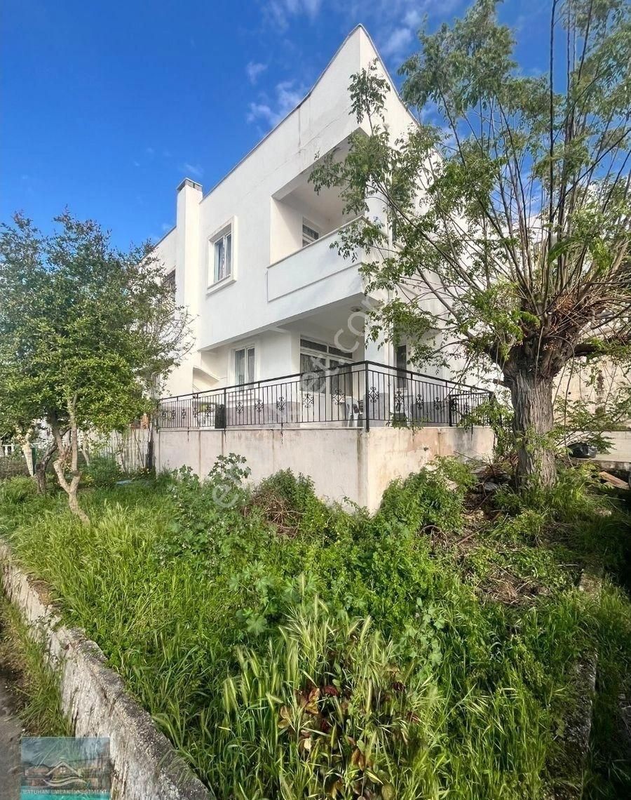 Muğla/milas/güllük Merkez'de Kiralık 3+1 Deniz Manzarasına Hakim Mobilyalı Mustakil Dublex