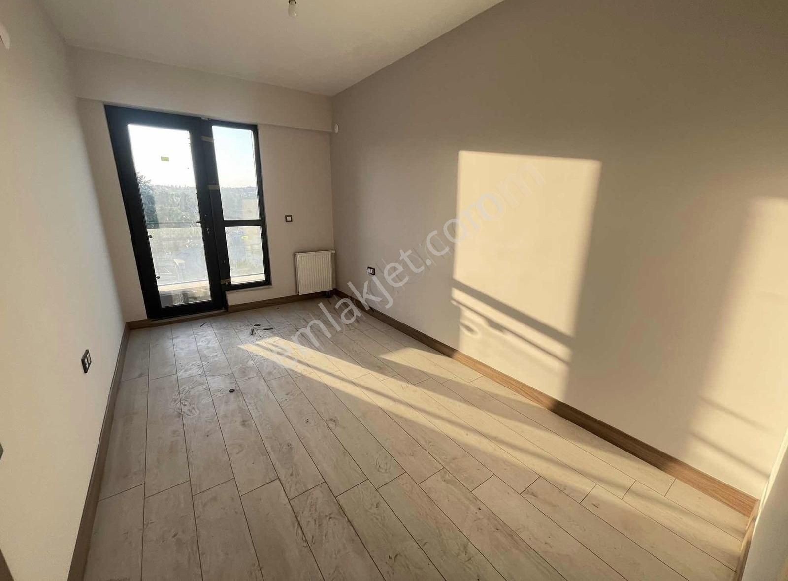 Kur Grup'tan Panoramik Göl Manzaralı Yatay Mimari 4+1 Daire - Görsel 27