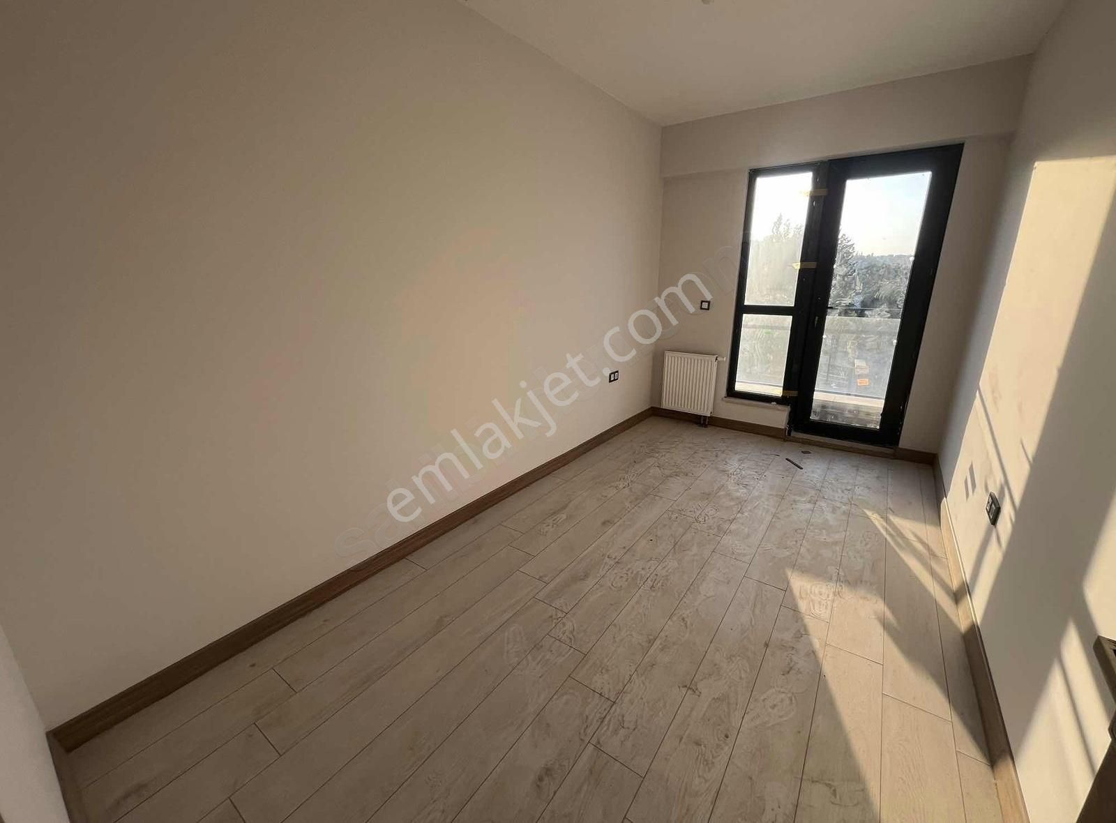 Kur Grup'tan Panoramik Göl Manzaralı Yatay Mimari 4+1 Daire - Görsel 26