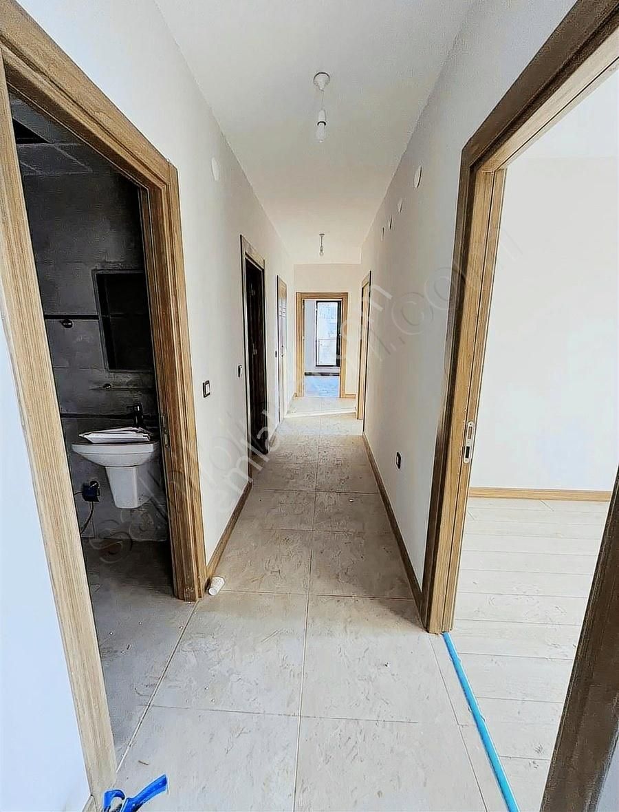 Kur Grup'tan Panoramik Göl Manzaralı Yatay Mimari 4+1 Daire - Görsel 6