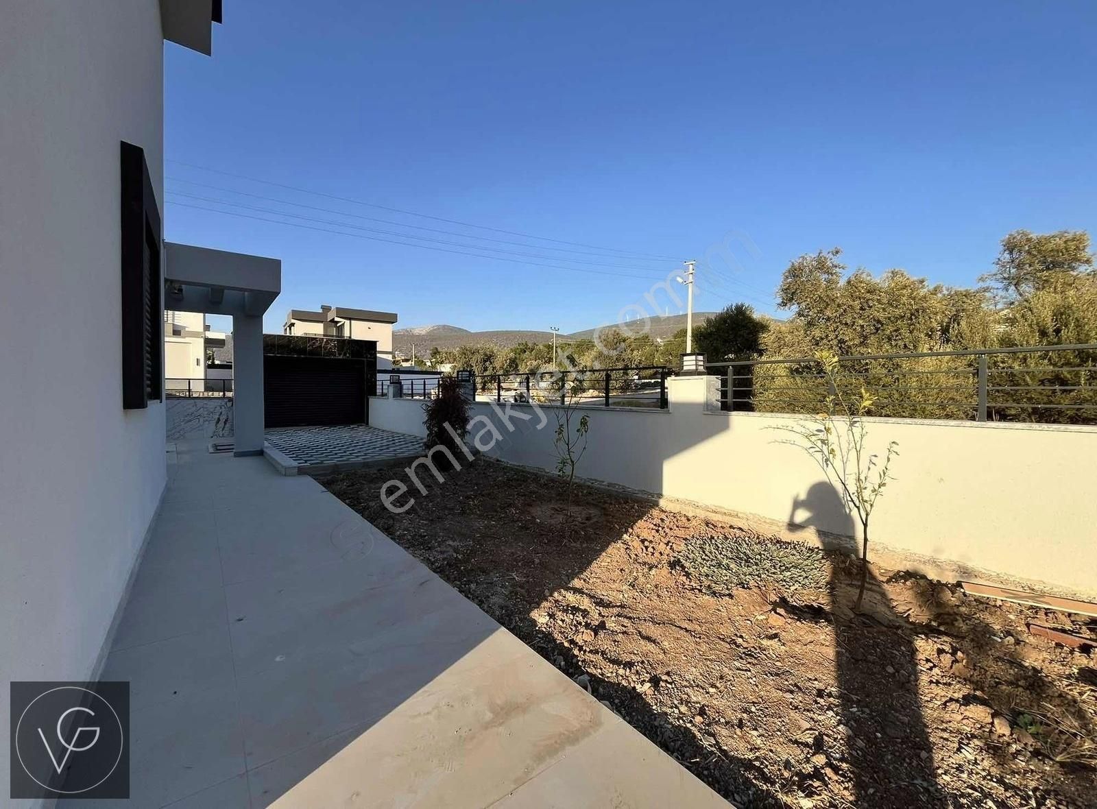 Didim Akbük'te Merkezde Deniz Manzaralı 5+1 Müstakil Villa - Görsel 30