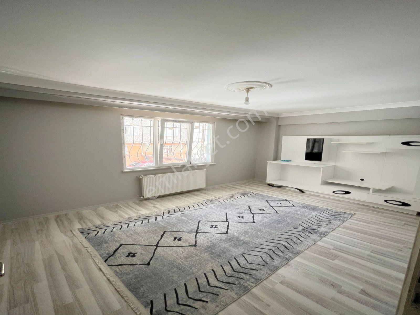 Merkezi Konumda Acil Kiralık 2+1 Daire !!!
