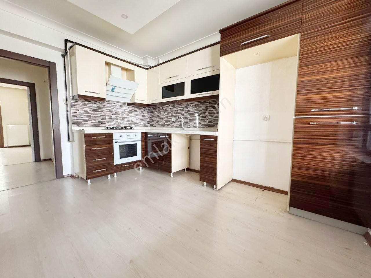 Sancatepede Balkonlu Lüx Yapılı Ebeveyn Banyolu 4+1 Satılık Daire