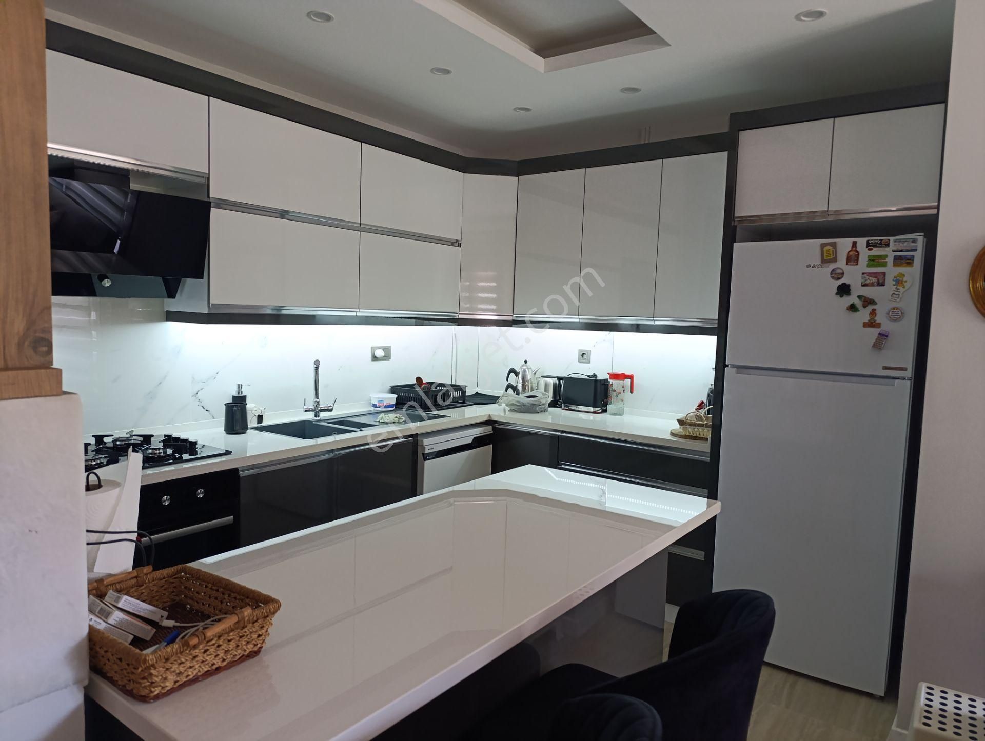 Rose Emlak'tan Satılık Tripleks Villa - Görsel 5