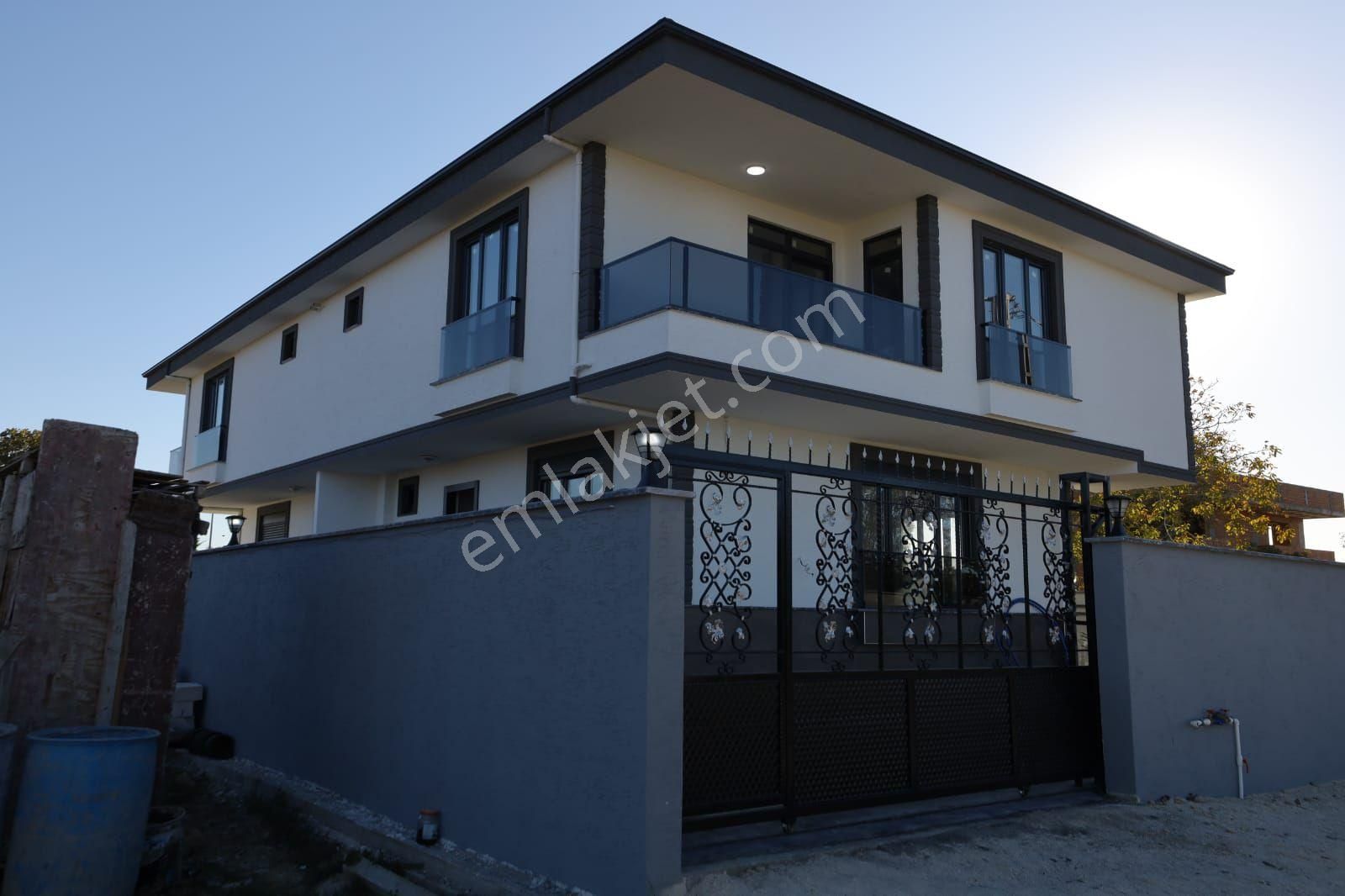 Silivri Selimpaşa Satılık Villa