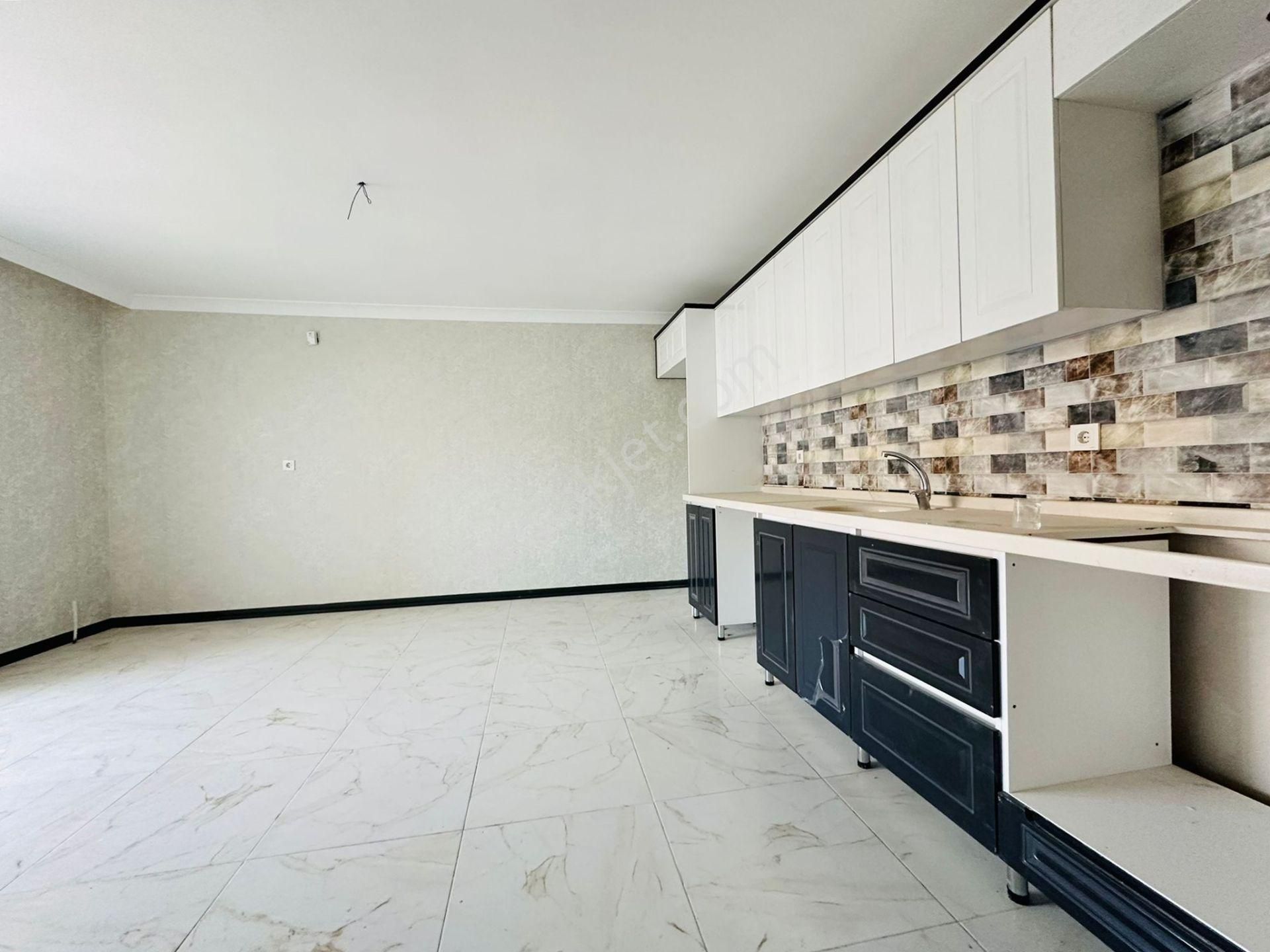 Battalgazi'de Ali Bey Göbekte Sıfır Asansörlü 145 M2 3+1 Full Yapılı Satılık Daire !! - Görsel 4