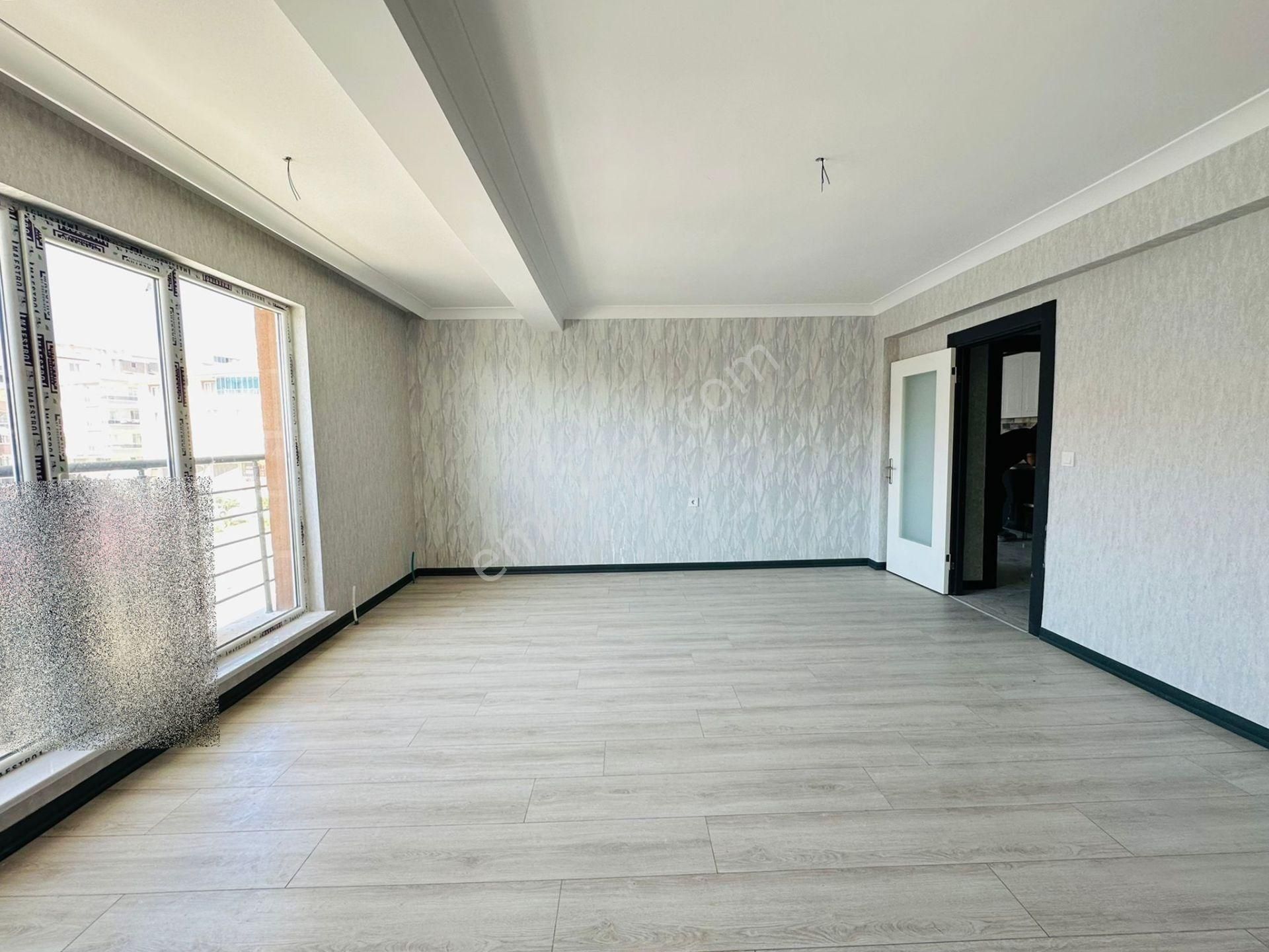 Battalgazi'de Ali Bey Göbekte Sıfır Asansörlü 145 M2 3+1 Full Yapılı Satılık Daire !! - Görsel 10