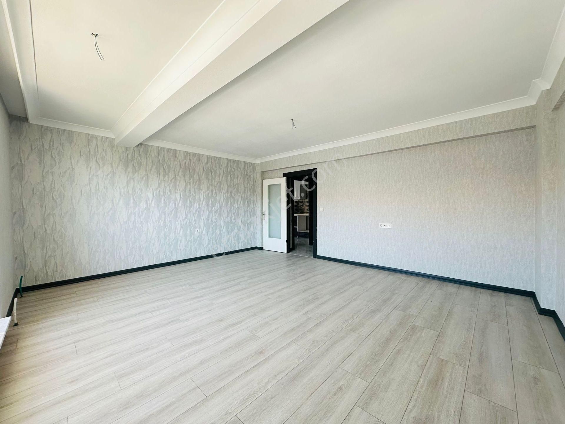 Battalgazi'de Ali Bey Göbekte Sıfır Asansörlü 145 M2 3+1 Full Yapılı Satılık Daire !! - Görsel 7