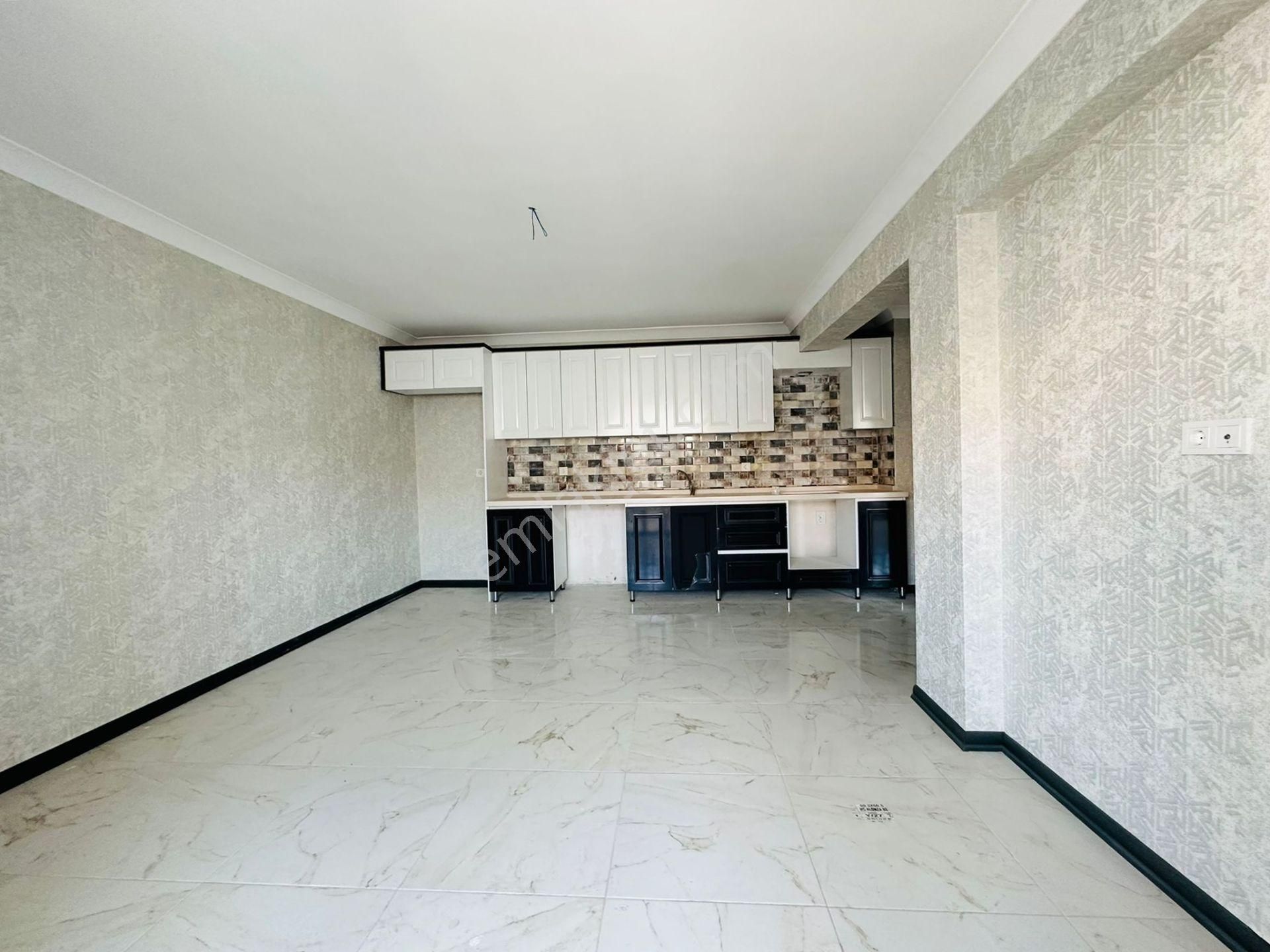 Battalgazi'de Ali Bey Göbekte Sıfır Asansörlü 145 M2 3+1 Full Yapılı Satılık Daire !! - Görsel 2