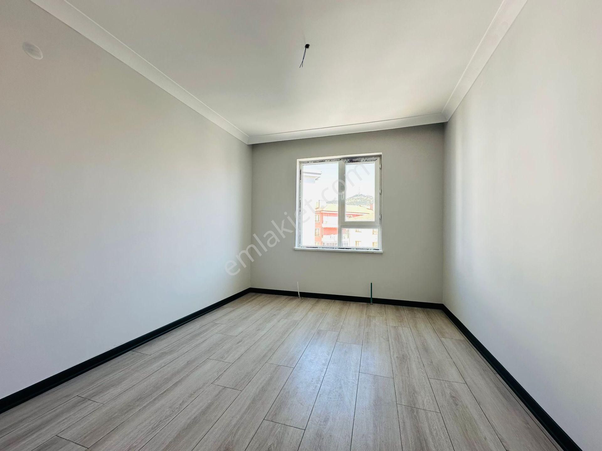 Battalgazi'de Ali Bey Göbekte Sıfır Asansörlü 145 M2 3+1 Full Yapılı Satılık Daire !! - Görsel 17