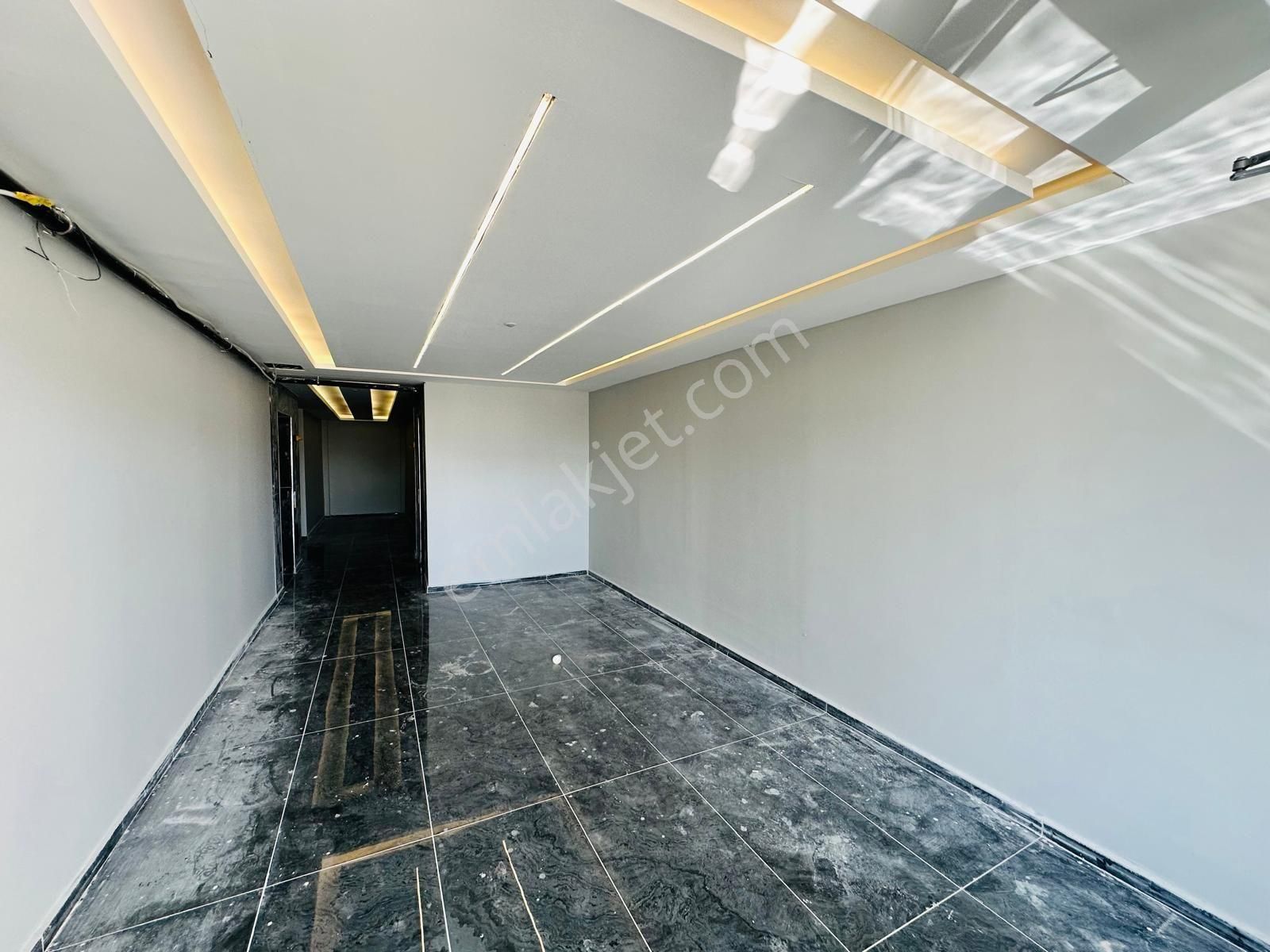 Dinç Emlaktan Satılık Ultra Lüks Eşyalı 1+1 Daire Hazır Kiracı 16.000₺ Oturmaktadır - Görsel 22