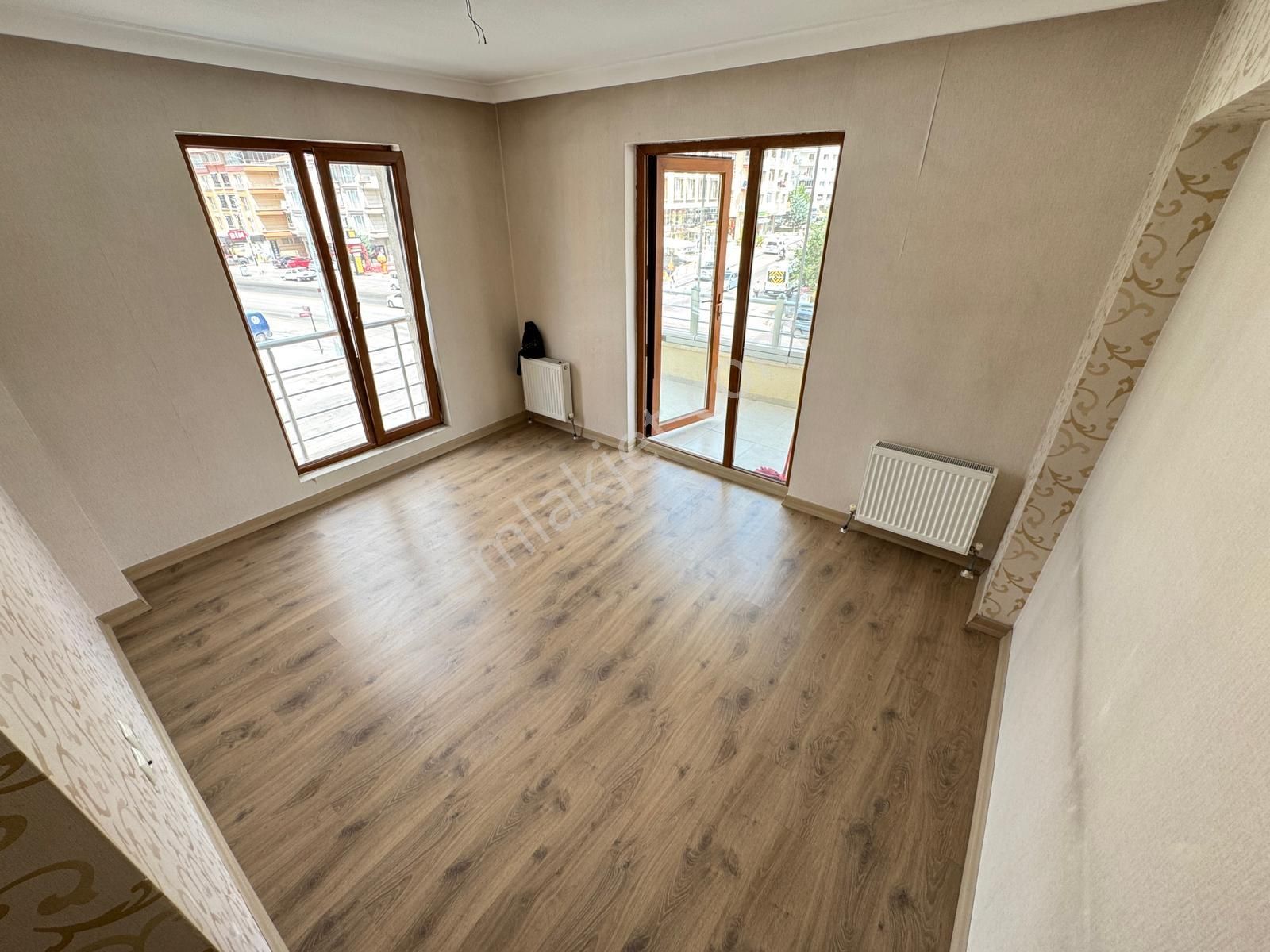 Esertepe Çambaşı Caddesi Üzerinde Manzaralı Harika Daire - Görsel 10