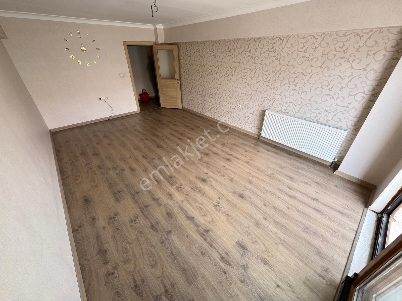 Esertepe Çambaşı Caddesi Üzerinde Manzaralı Harika Daire - Görsel 8