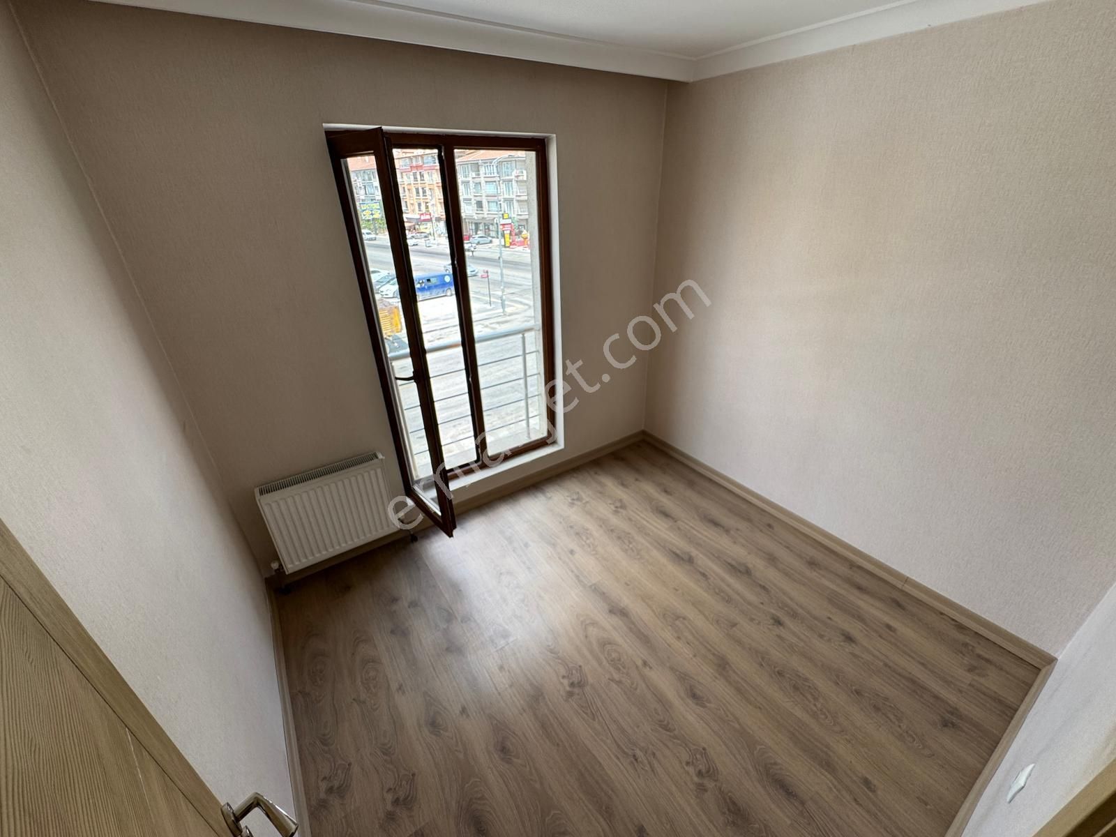 Esertepe Çambaşı Caddesi Üzerinde Manzaralı Harika Daire - Görsel 11