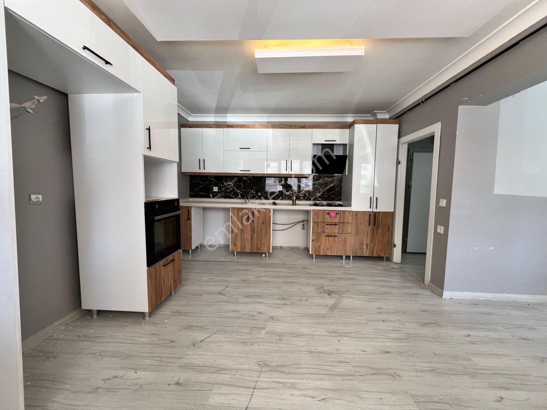 Fevzi Çakmak Mah 3+1 Lüx Yapılı 130m2 Şık Daire - Görsel 3