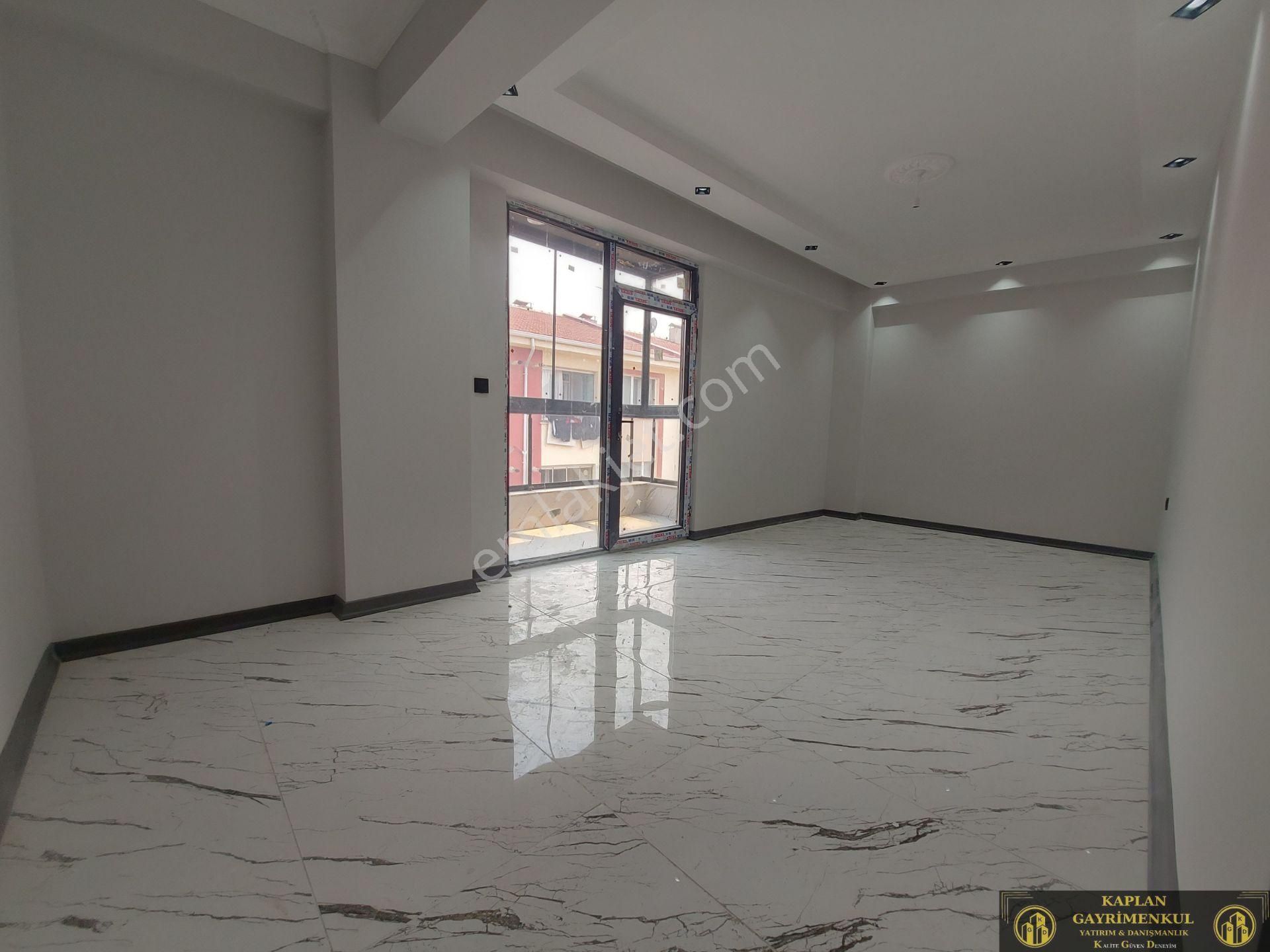 Kaplan Gayrimenkul’den Emek Mah Ümit Cad Üstü 2+1 115 M² Satılık Daire