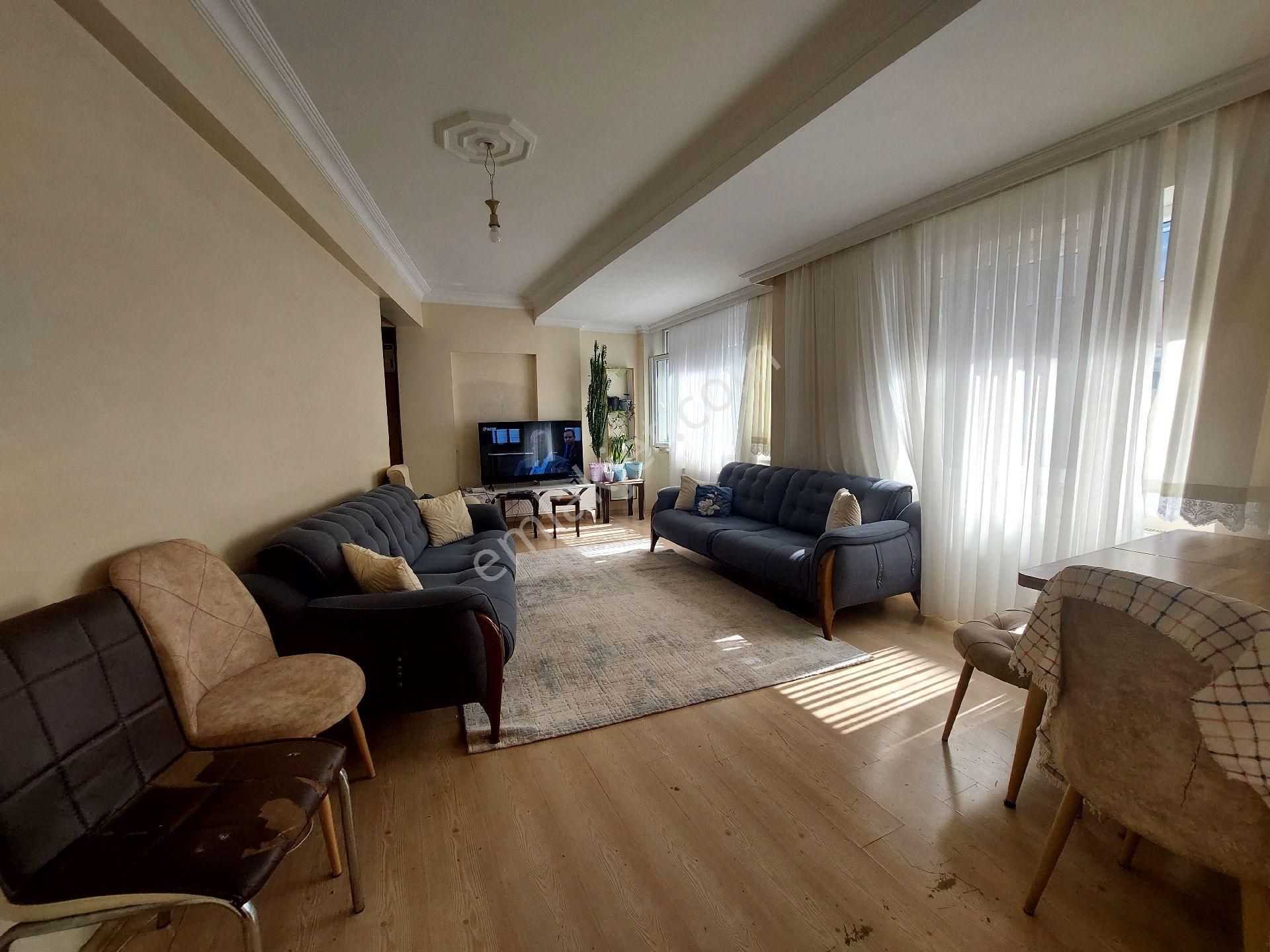 Gaziosmanpaşa Küçükköy Yeni Mah Satılık Daire 2+1 95 M2