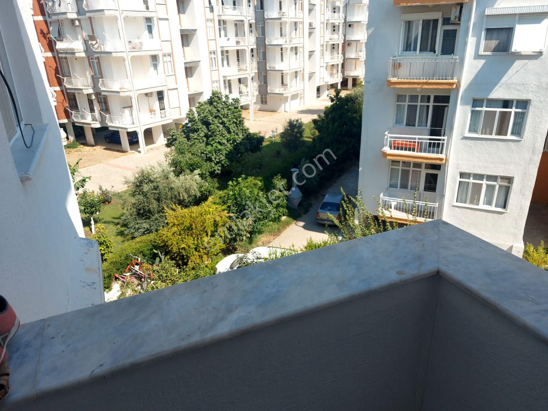 Anamur Güzelyurt Mahallesi Atalay Doğan Sitesi C Blok Kat İçinde Dubleks Kiralık 2+1 Daire