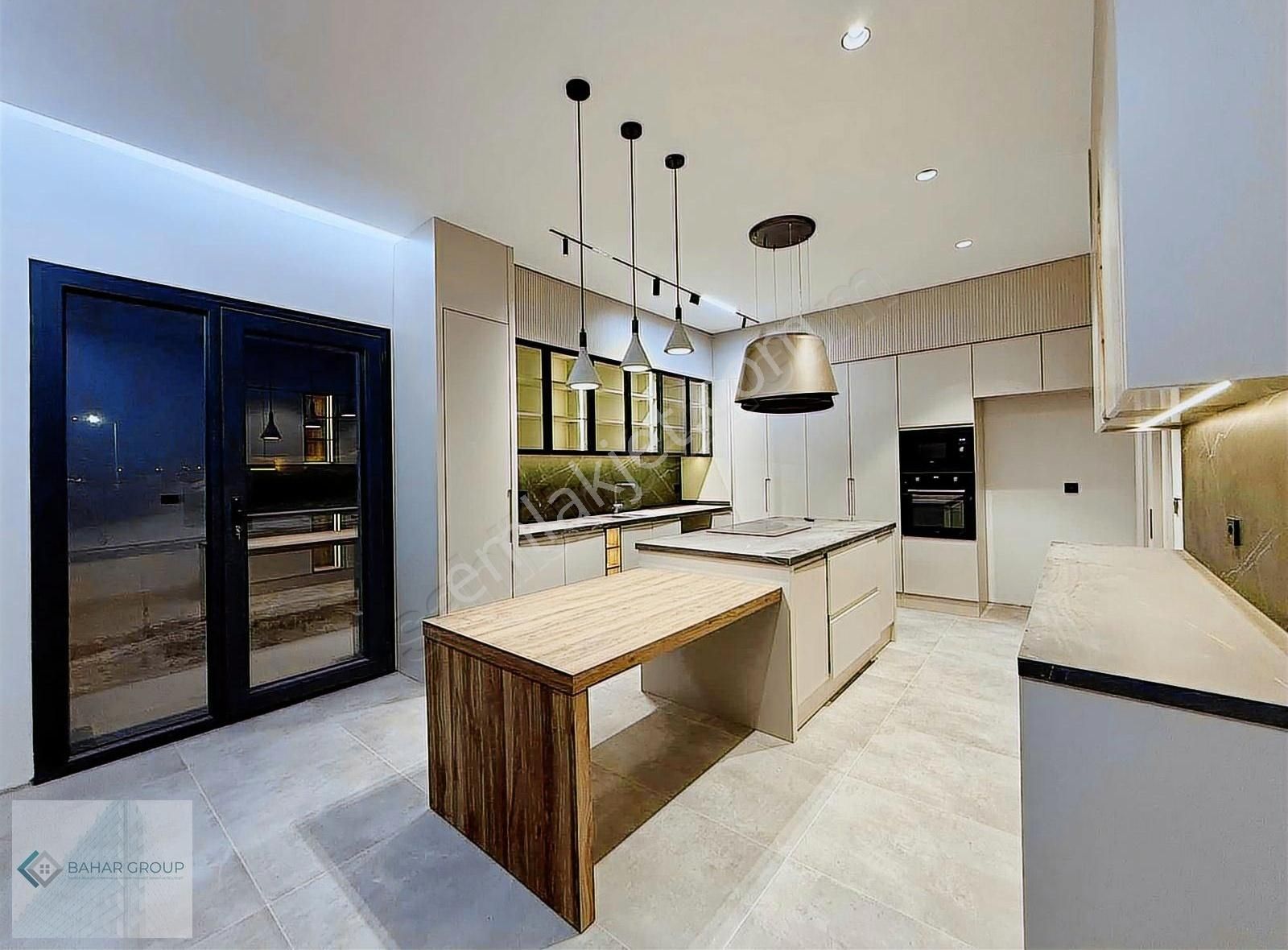 Tablakaya'da 6+1 550 M2 Arsa Payı Site İçi Lüks Villa - Görsel 14