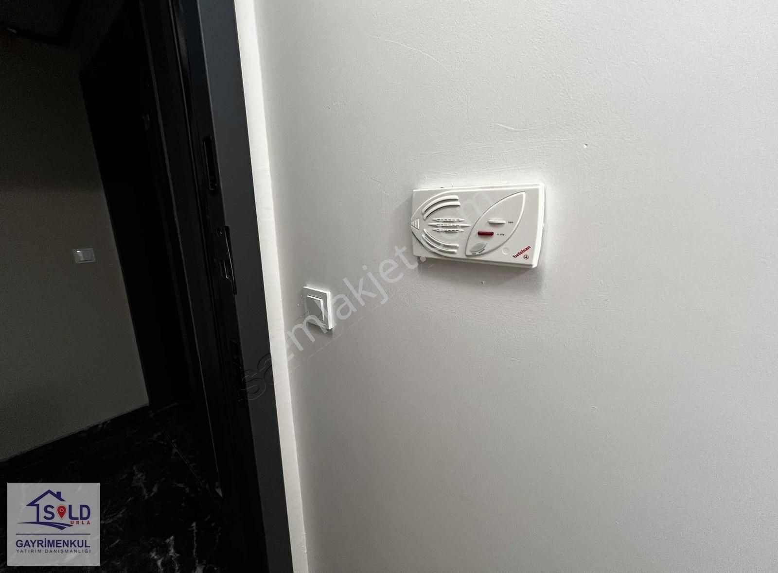 Seferihisar Turabiye 2 Oda 1 Salon Merkezi Konum Satılık Daire - Görsel 13