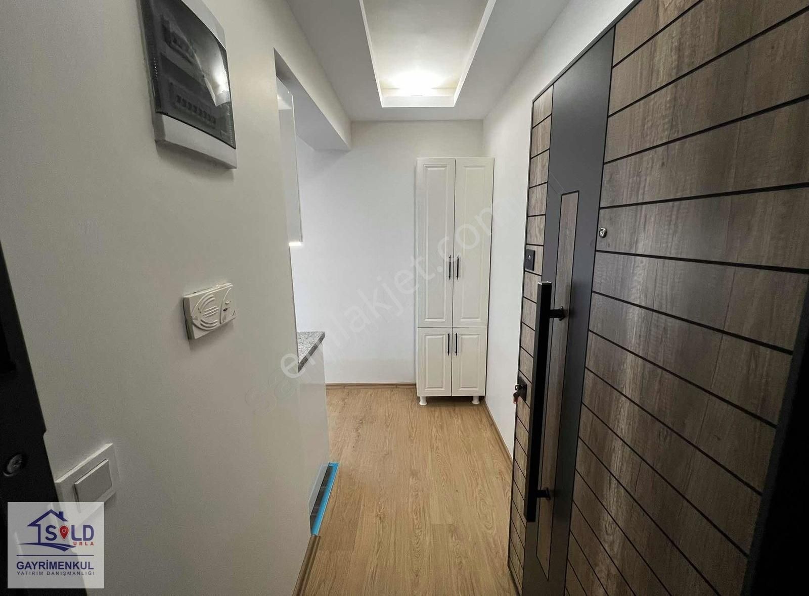 Seferihisar Turabiye 2 Oda 1 Salon Merkezi Konum Satılık Daire - Görsel 23