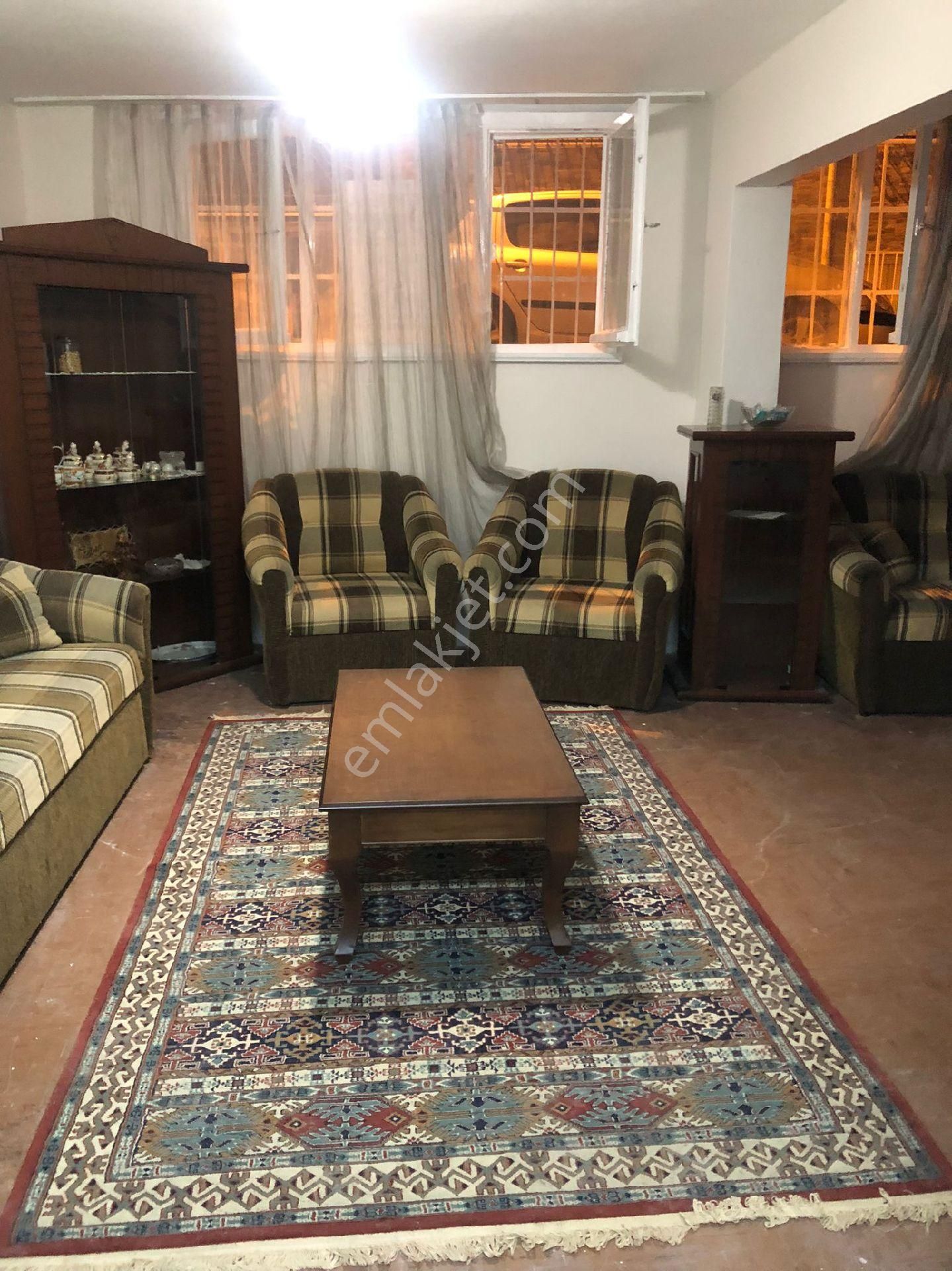 Kocamustafapaşa Da Satılık Yatırımlık Kelepir Bahçe Kat Daire