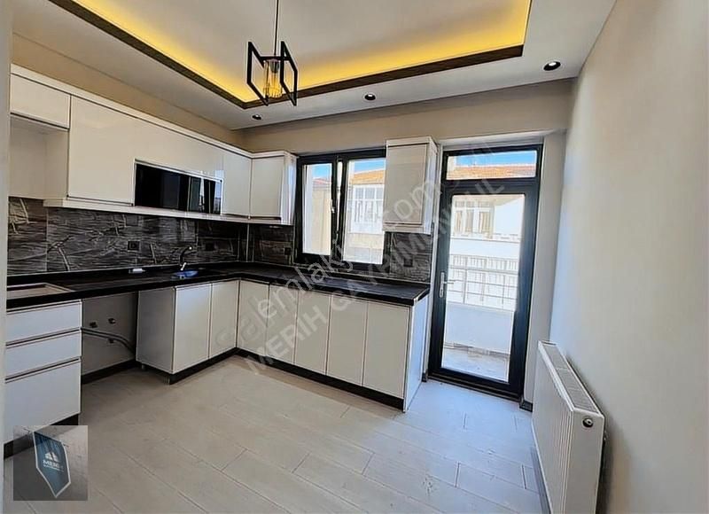 Esenyurt Simya Koleji Yanı Önü Park Alanı 3+1 Lüks Daire