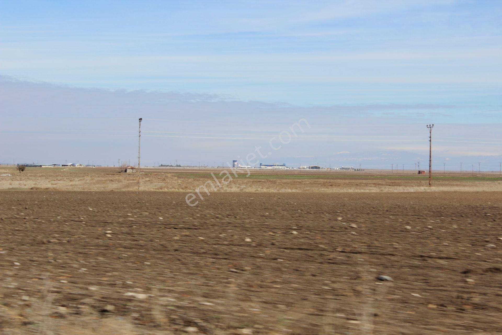 Denizli Çardak Hayriye Mah. Kıymetli Tek Tapu 51.000m2 Marjinal Ham Toprak Arazi