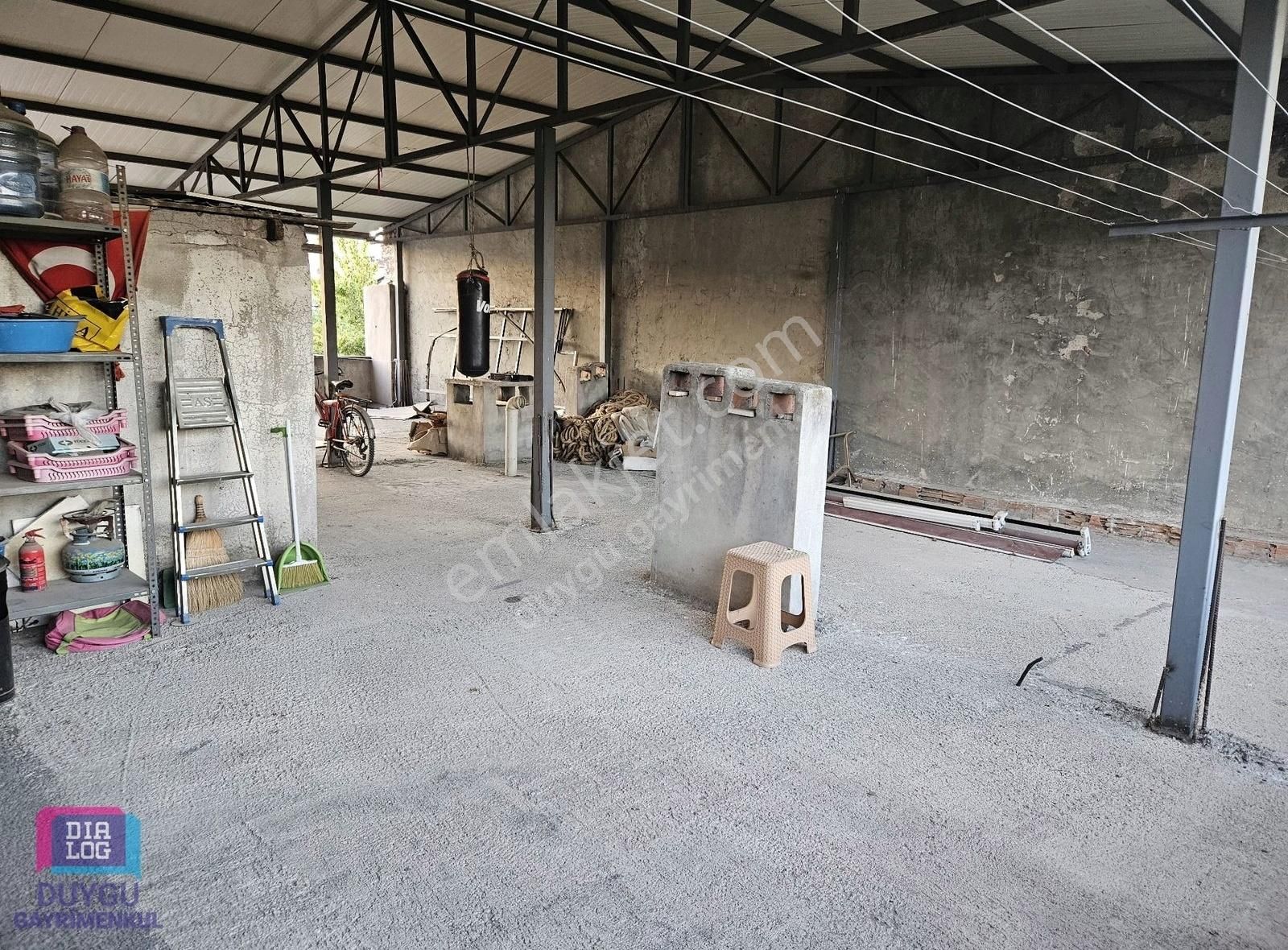 Bağlarbaşın'da 2 Katlı Müstakil Ev Satılık - Görsel 32