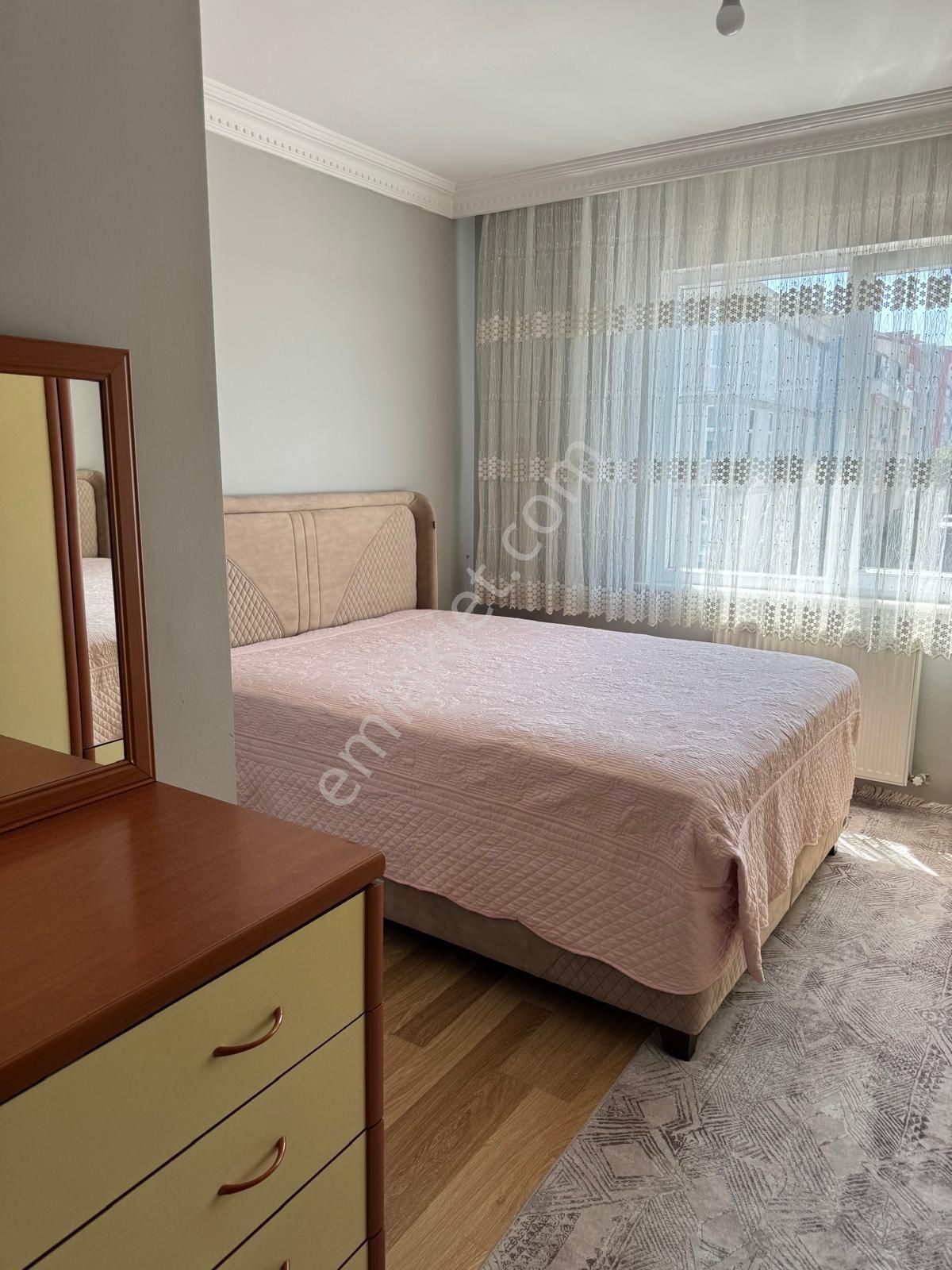 Yenimahallede 3+1 Sitede Satılık Daire - Görsel 2