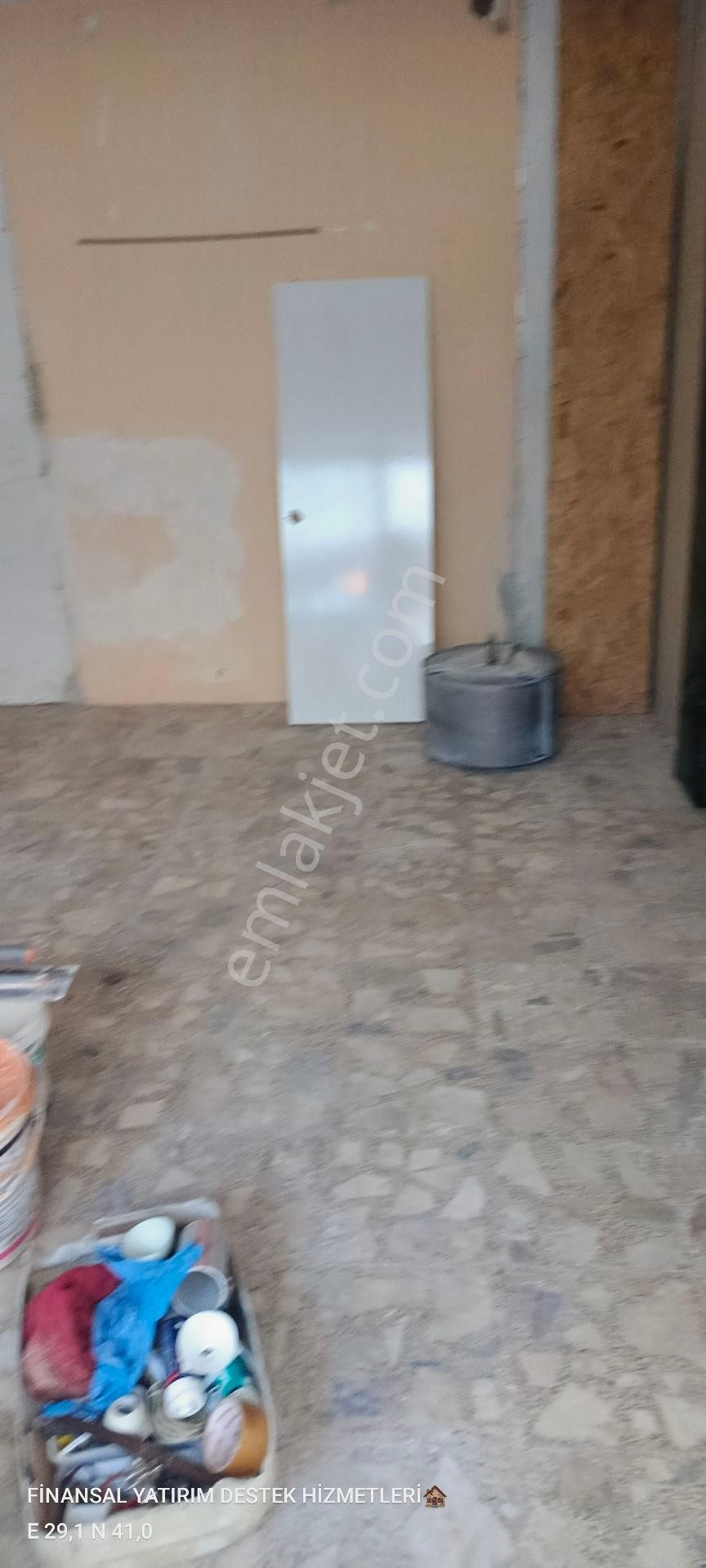 Ümraniye Tepeüstü Tavukçuyolu Caddesi Kiralık Dükkan Giriş Kat - Görsel 3