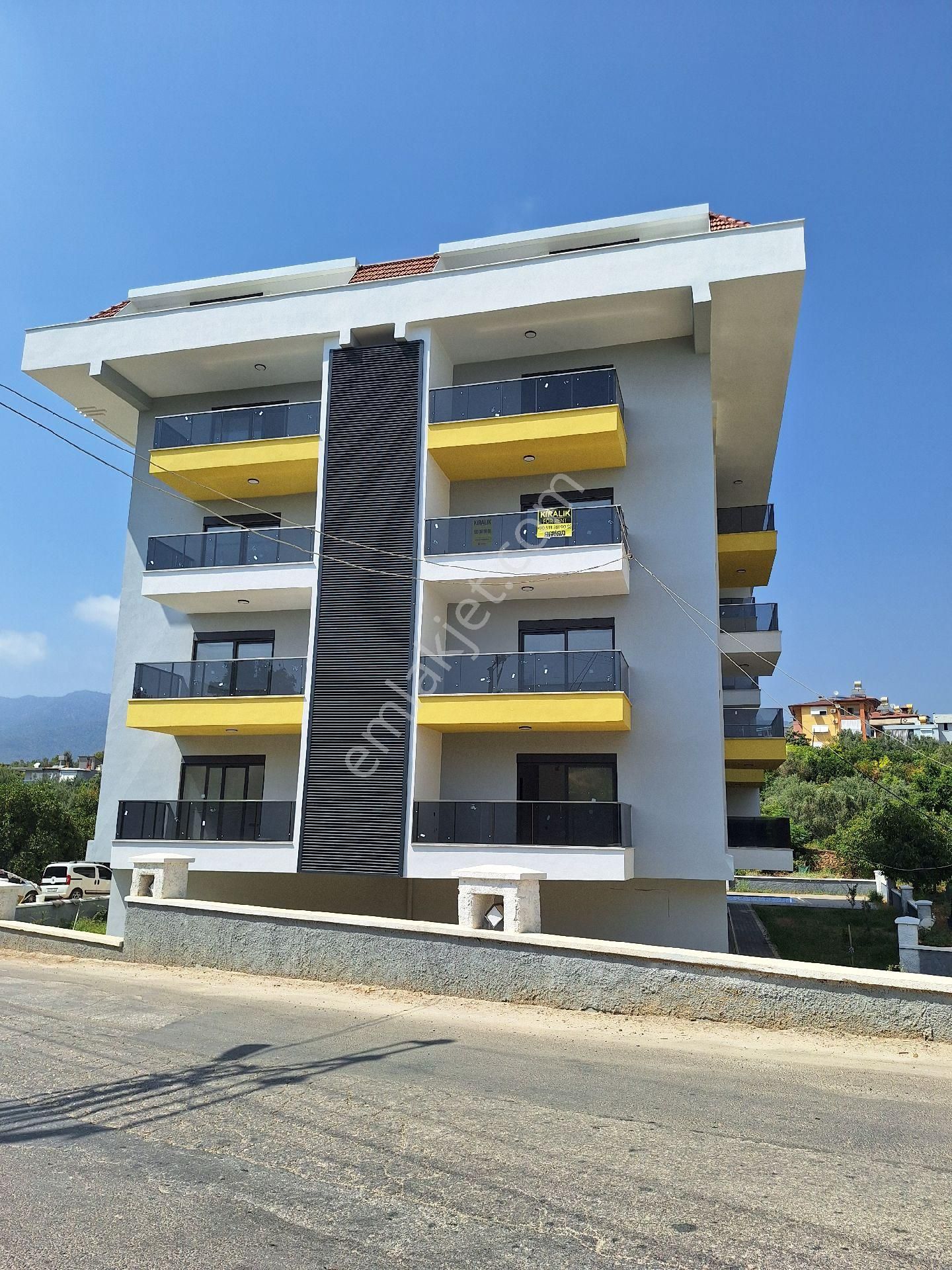 Kiralık 1+1 Sıfır Geniş Daire